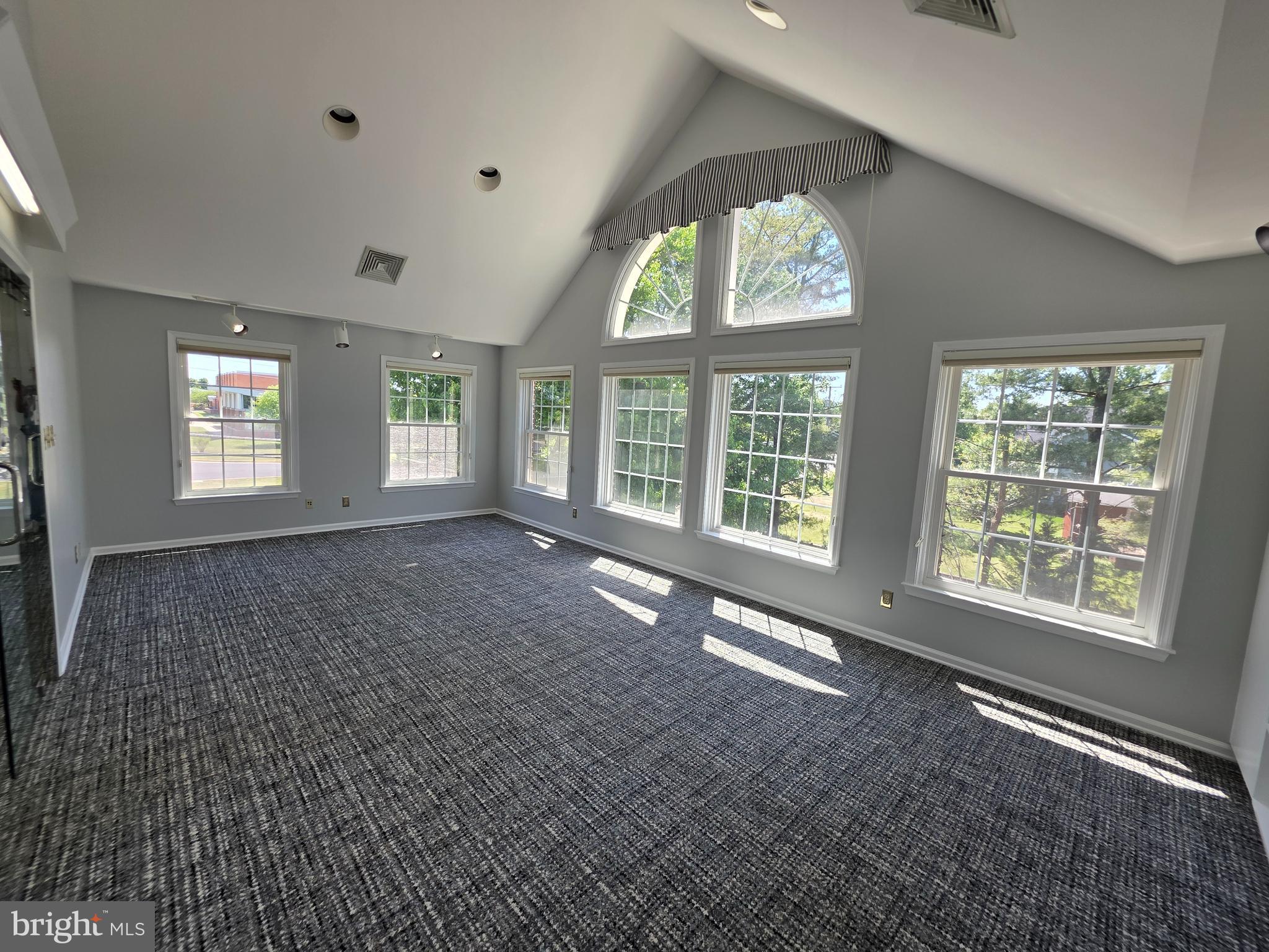 9663 MAIN STREET C