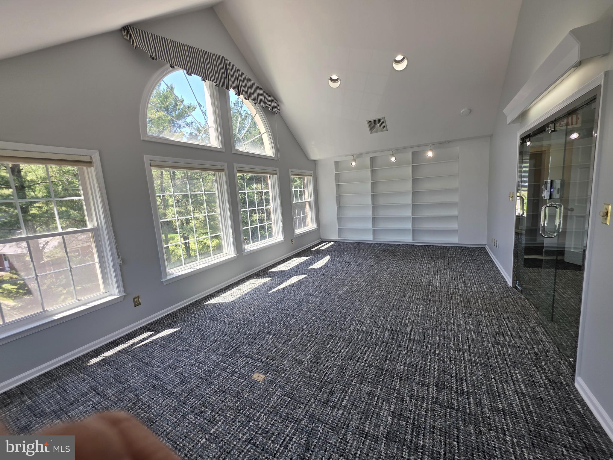 9663 MAIN STREET C