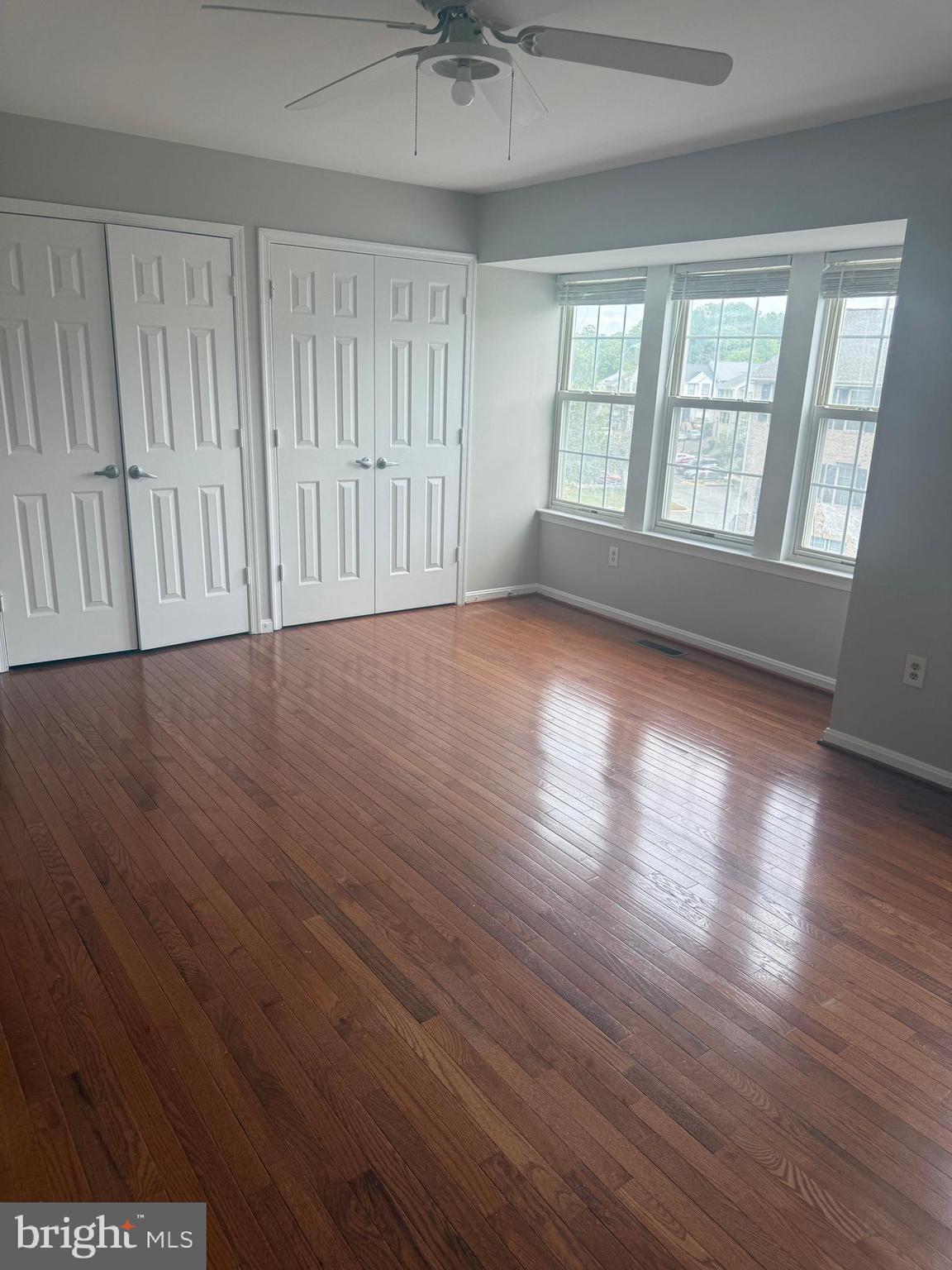 APPLEGATE CONDO - Residential