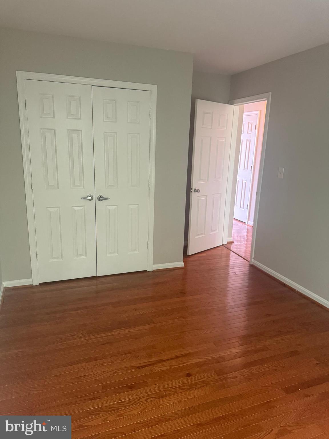 APPLEGATE CONDO - Residential