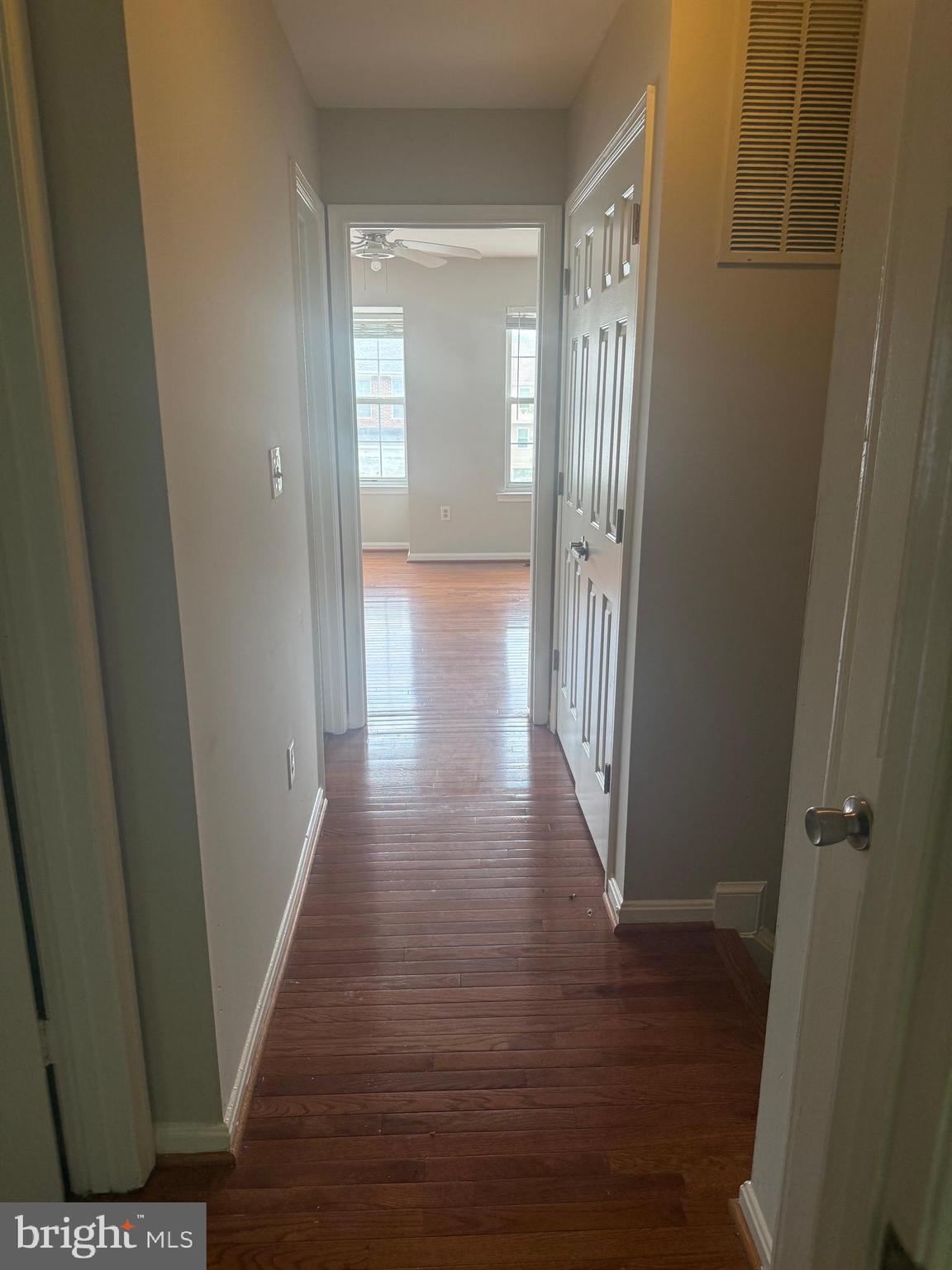 APPLEGATE CONDO - Residential