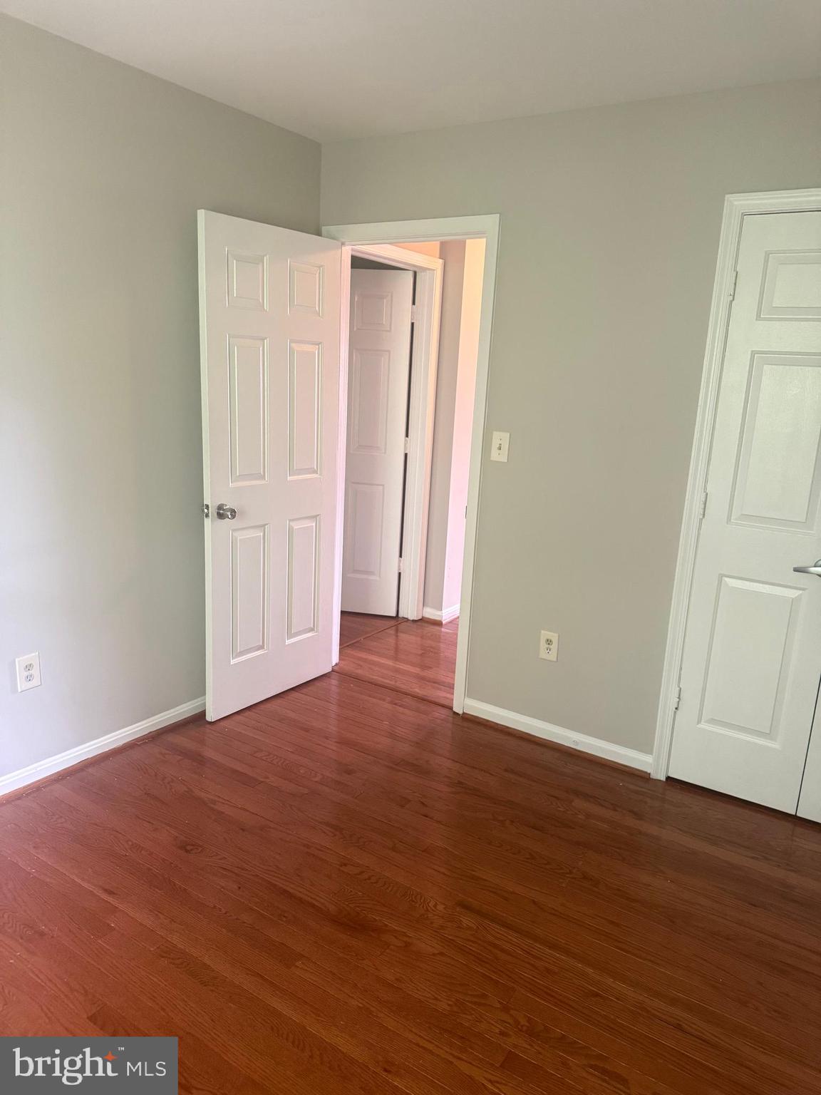 APPLEGATE CONDO - Residential