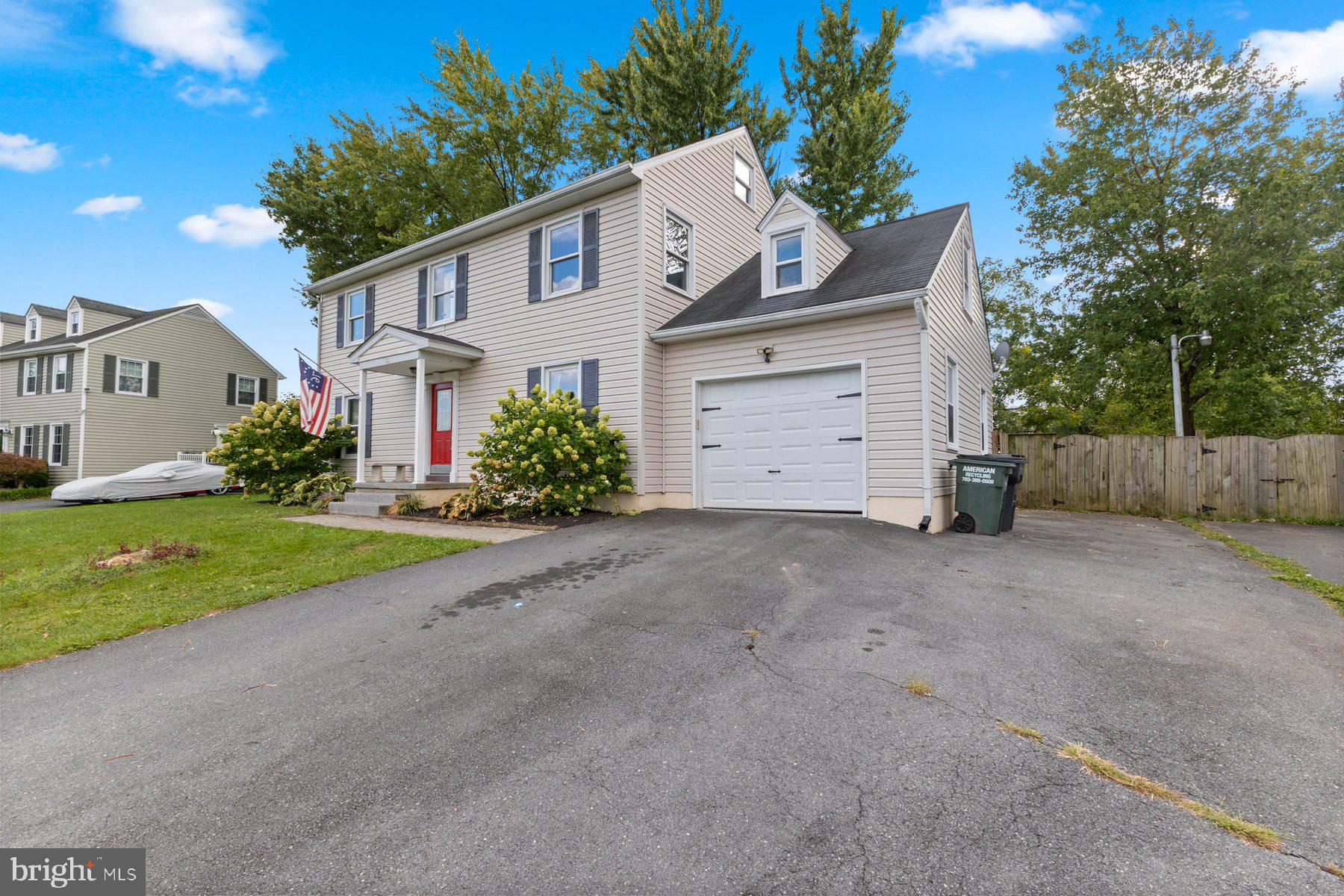 123 NIGHTINGALE AVENUE
