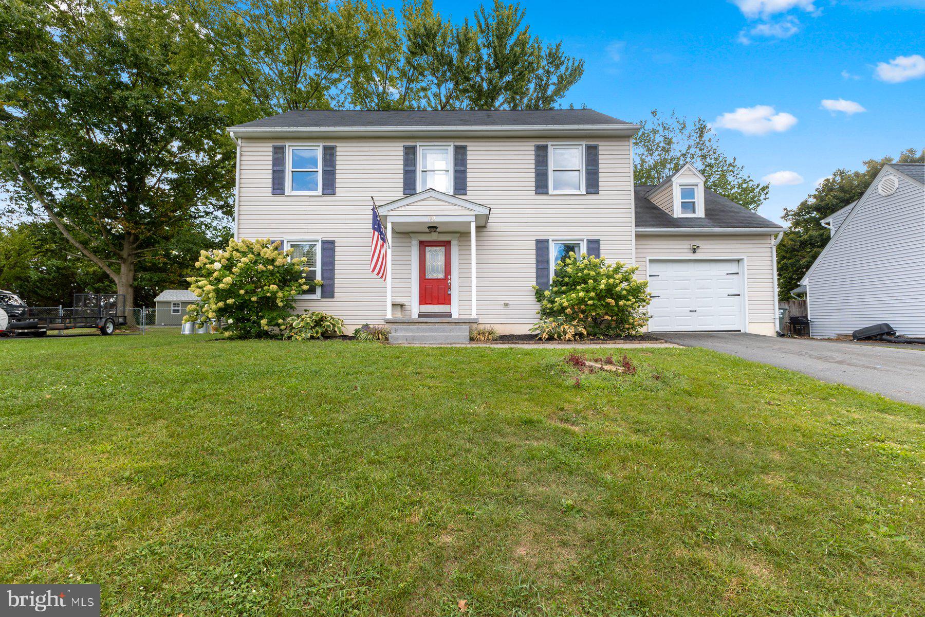 123 NIGHTINGALE AVENUE