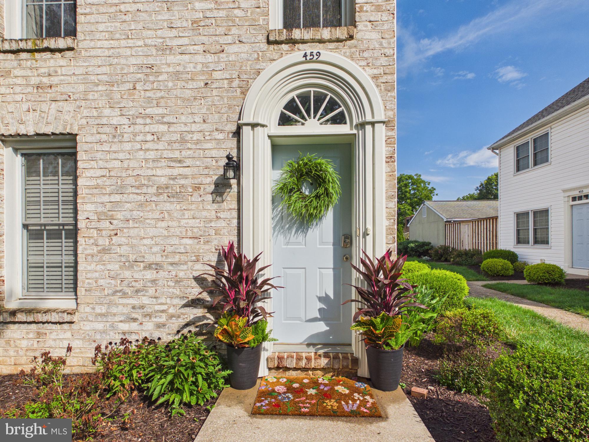 459 DELANCEY COURT