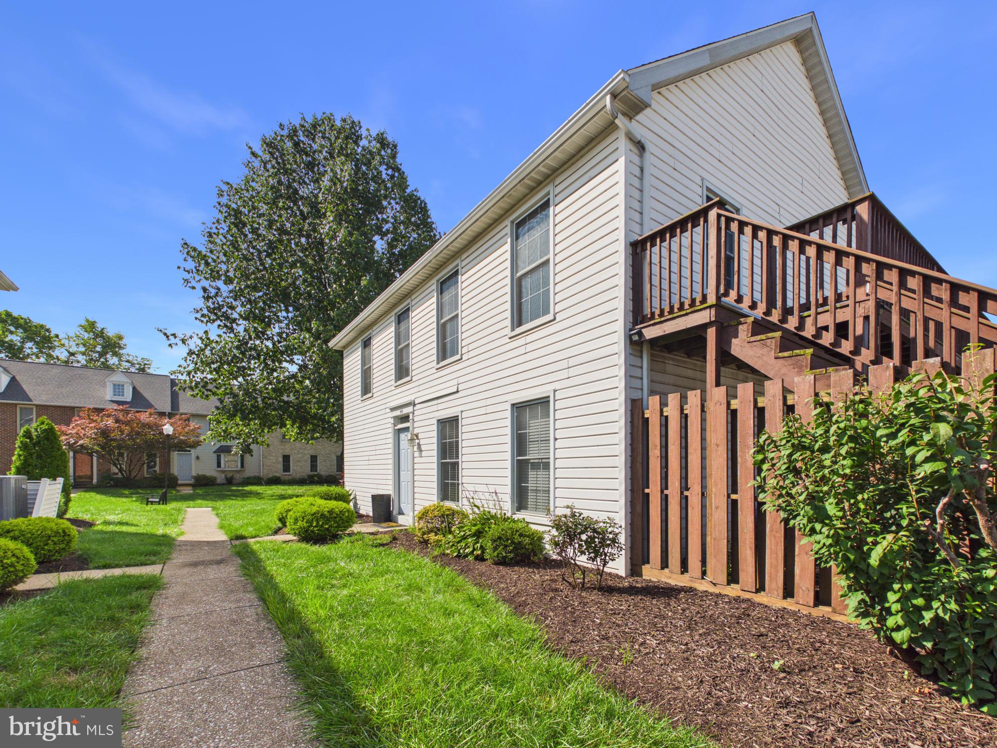 459 DELANCEY COURT