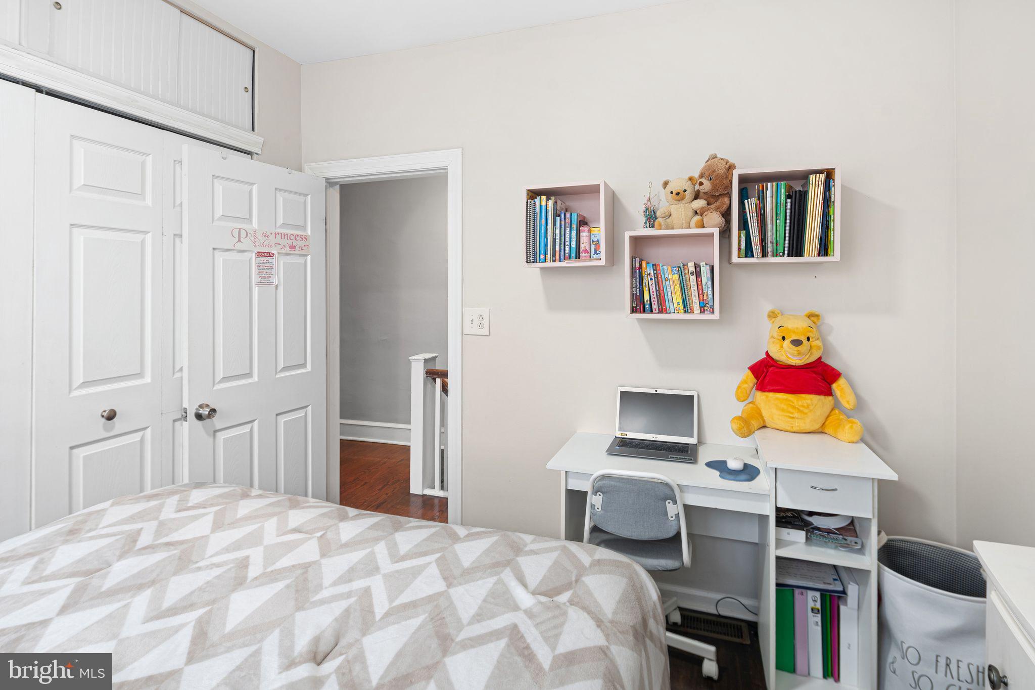 GIRARD ESTATES - Residential