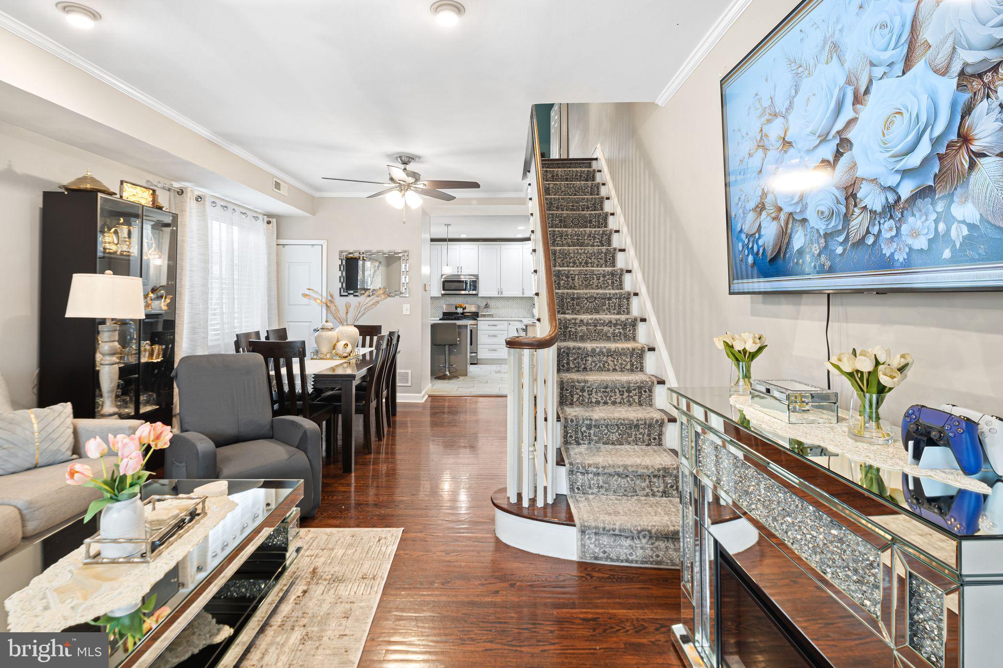 GIRARD ESTATES - Residential