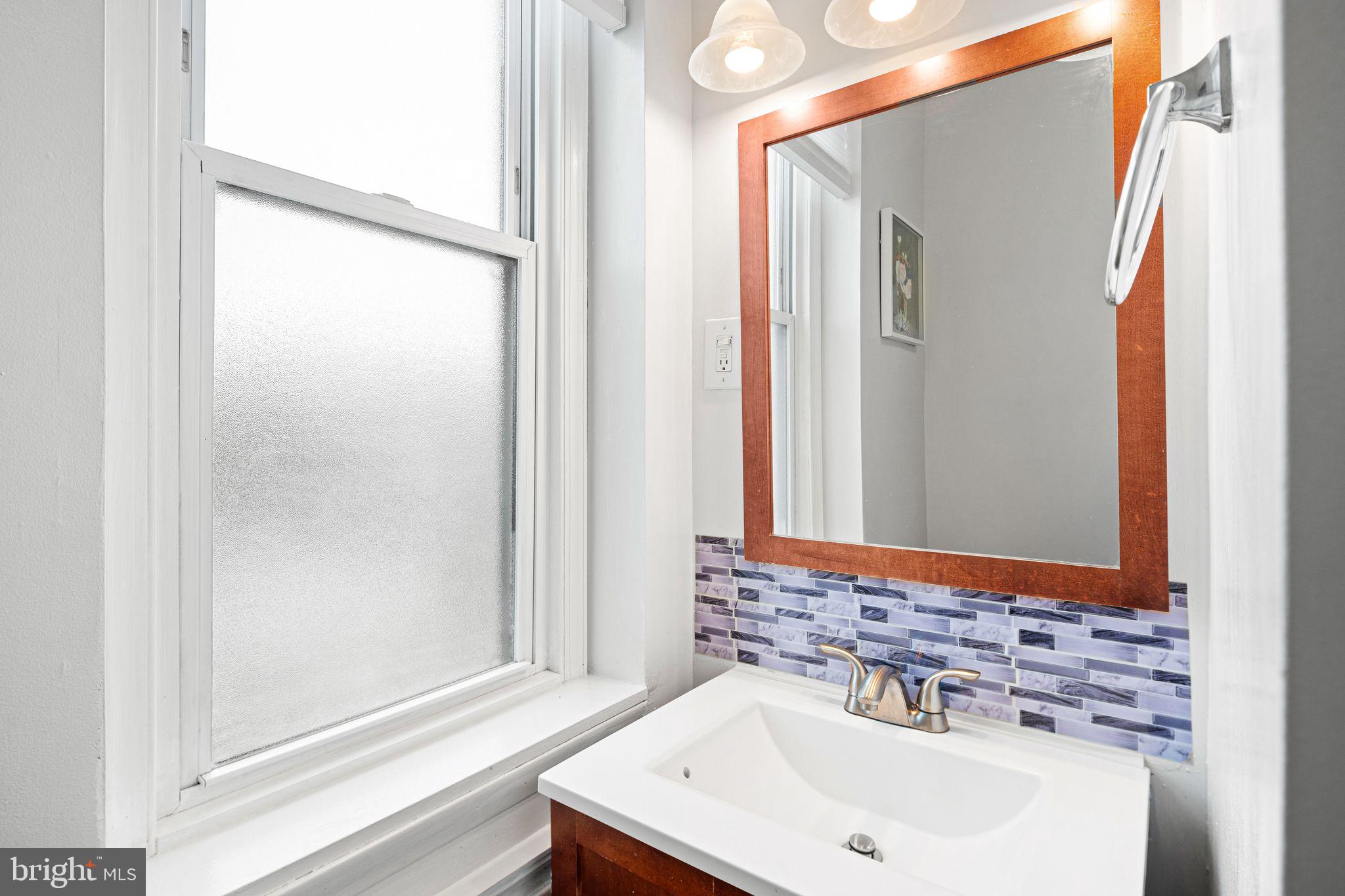 GIRARD ESTATES - Residential