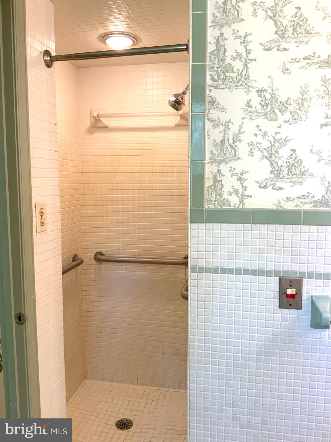 HUNTING PARK - Residential