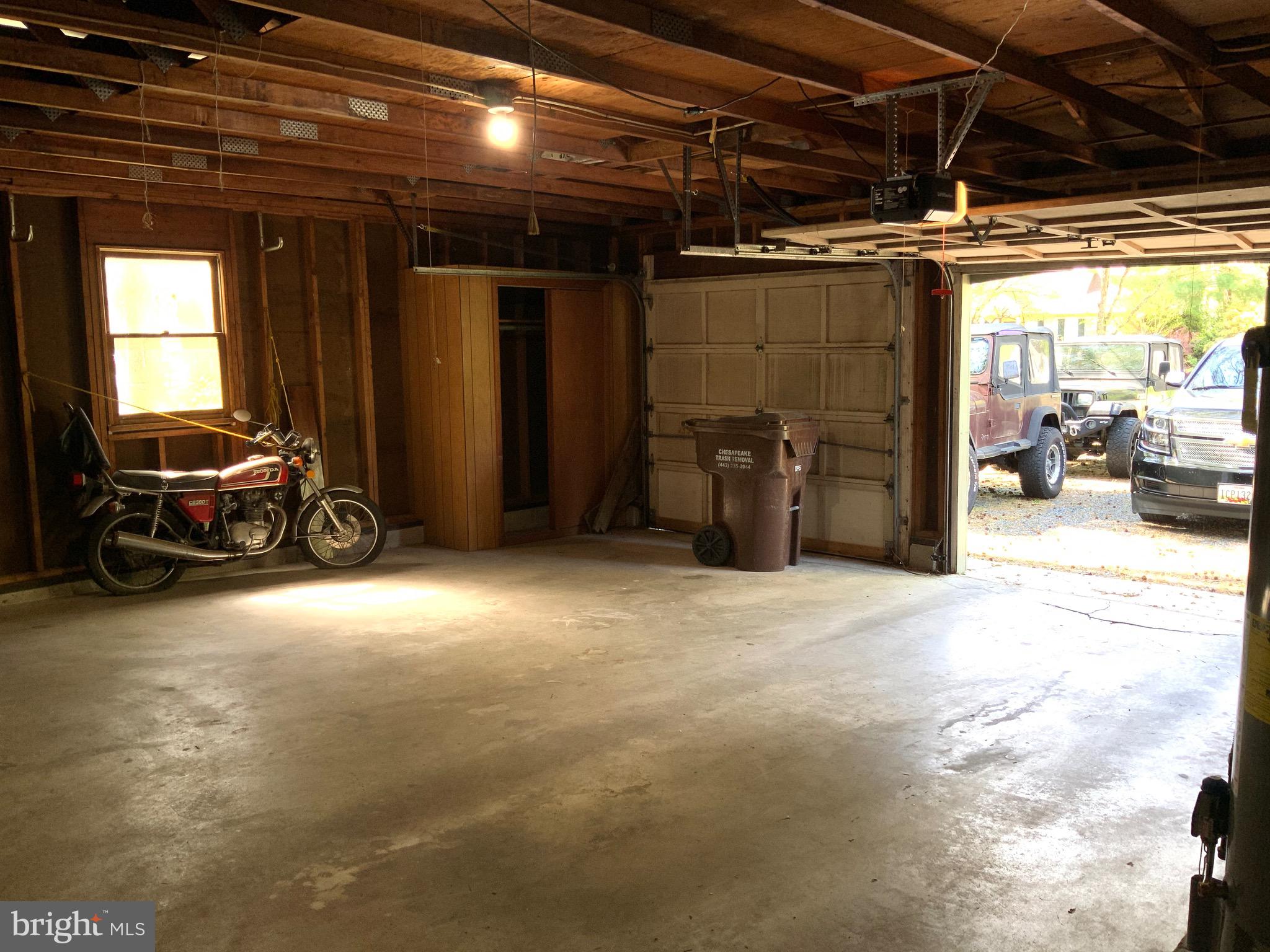 HUNTING PARK - Residential