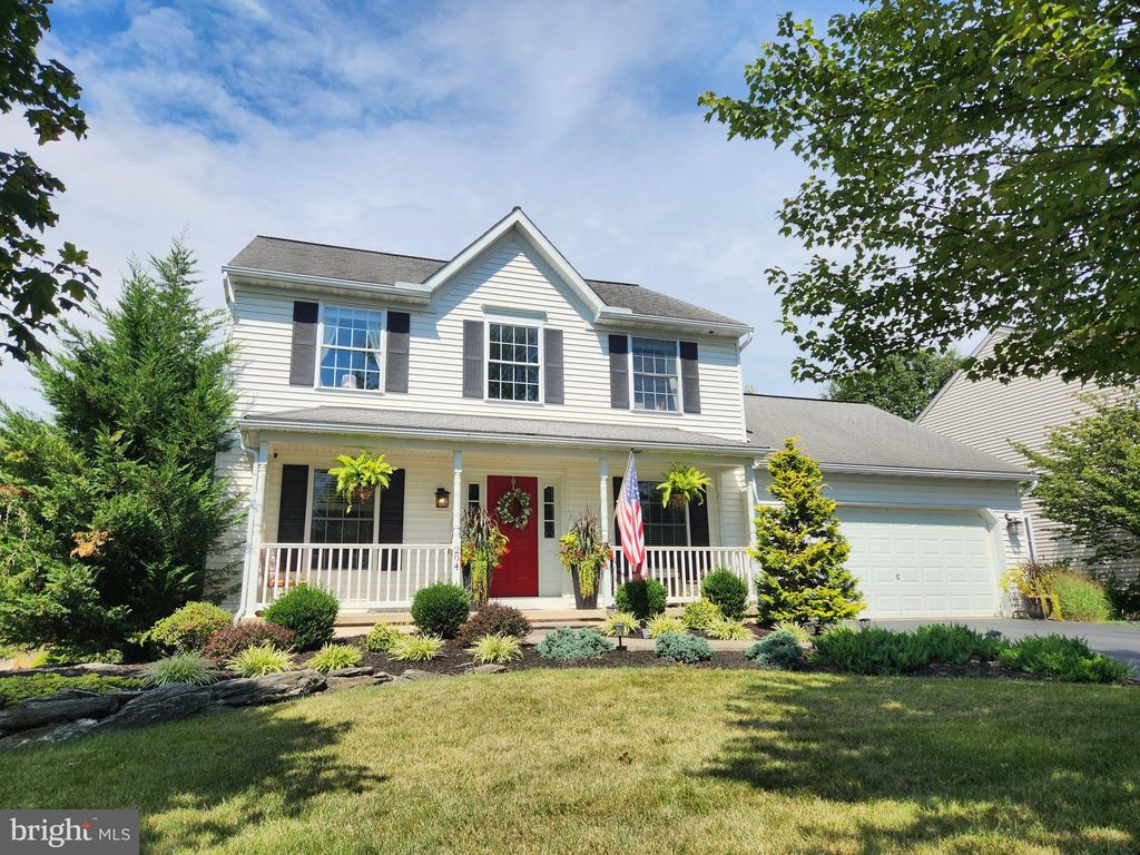 Photo of 204 N OAK ST, LITITZ, PA 17543 (MLS # PALA2039870)