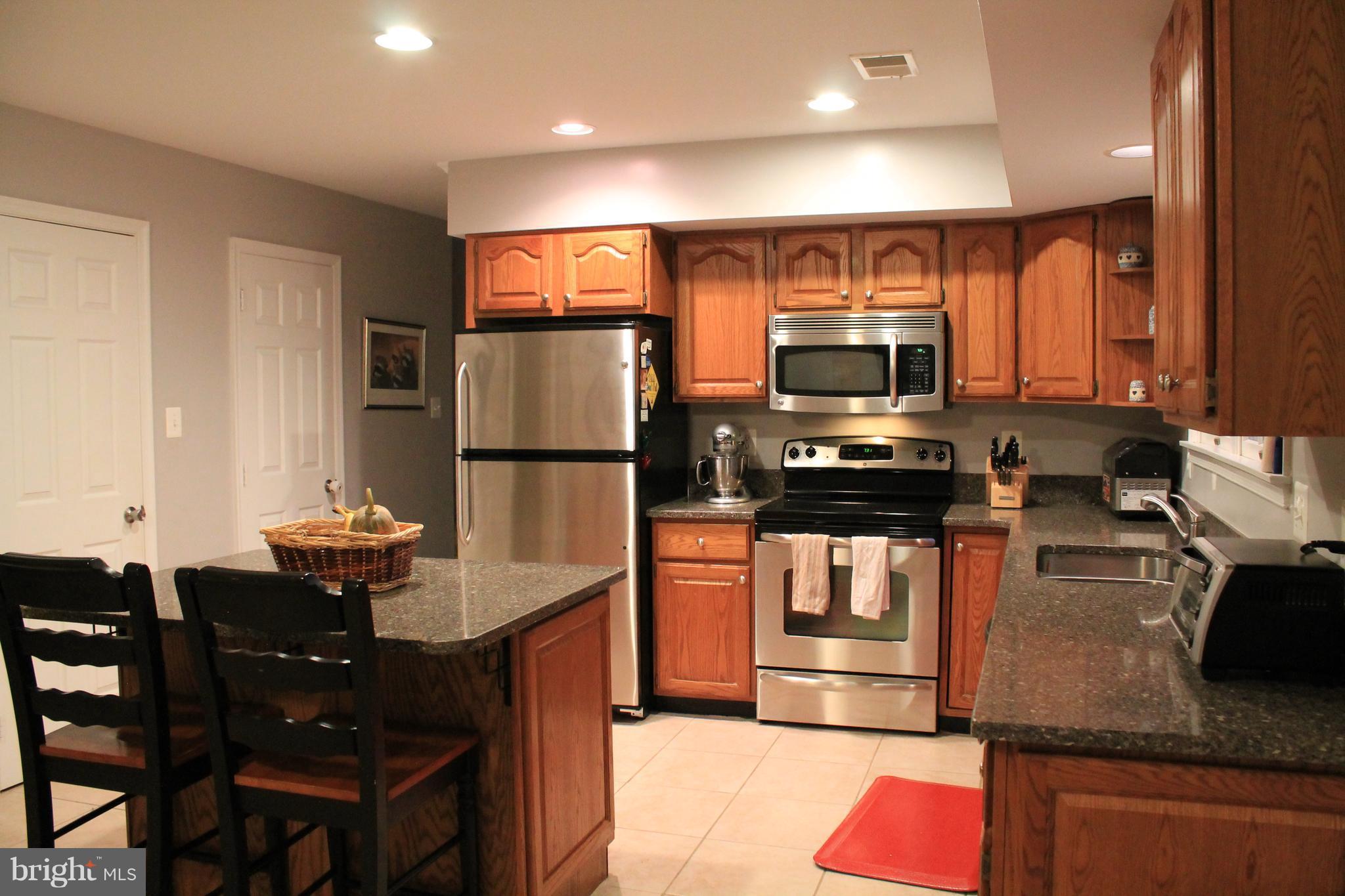 HICKORY RIDGE LA PLATA - Residential Lease