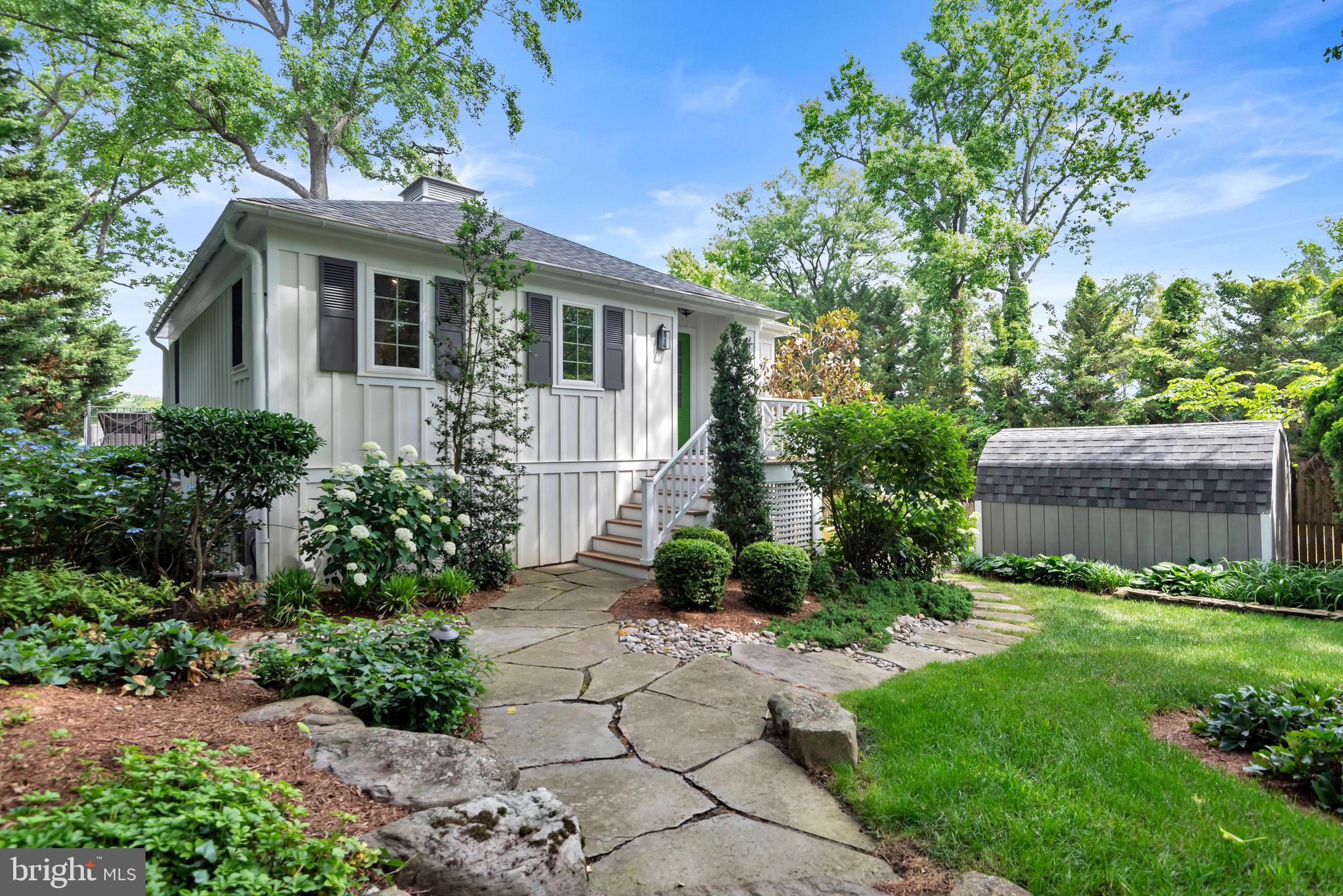 3913 RHODE HARBOR ROAD
