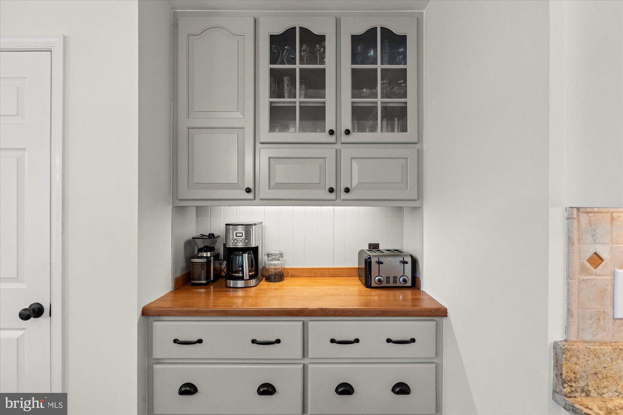 MIDDLERIDGE - Residential