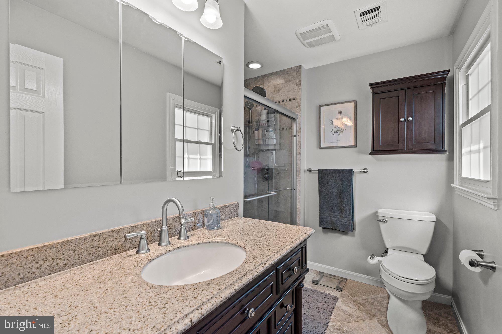 MIDDLERIDGE - Residential