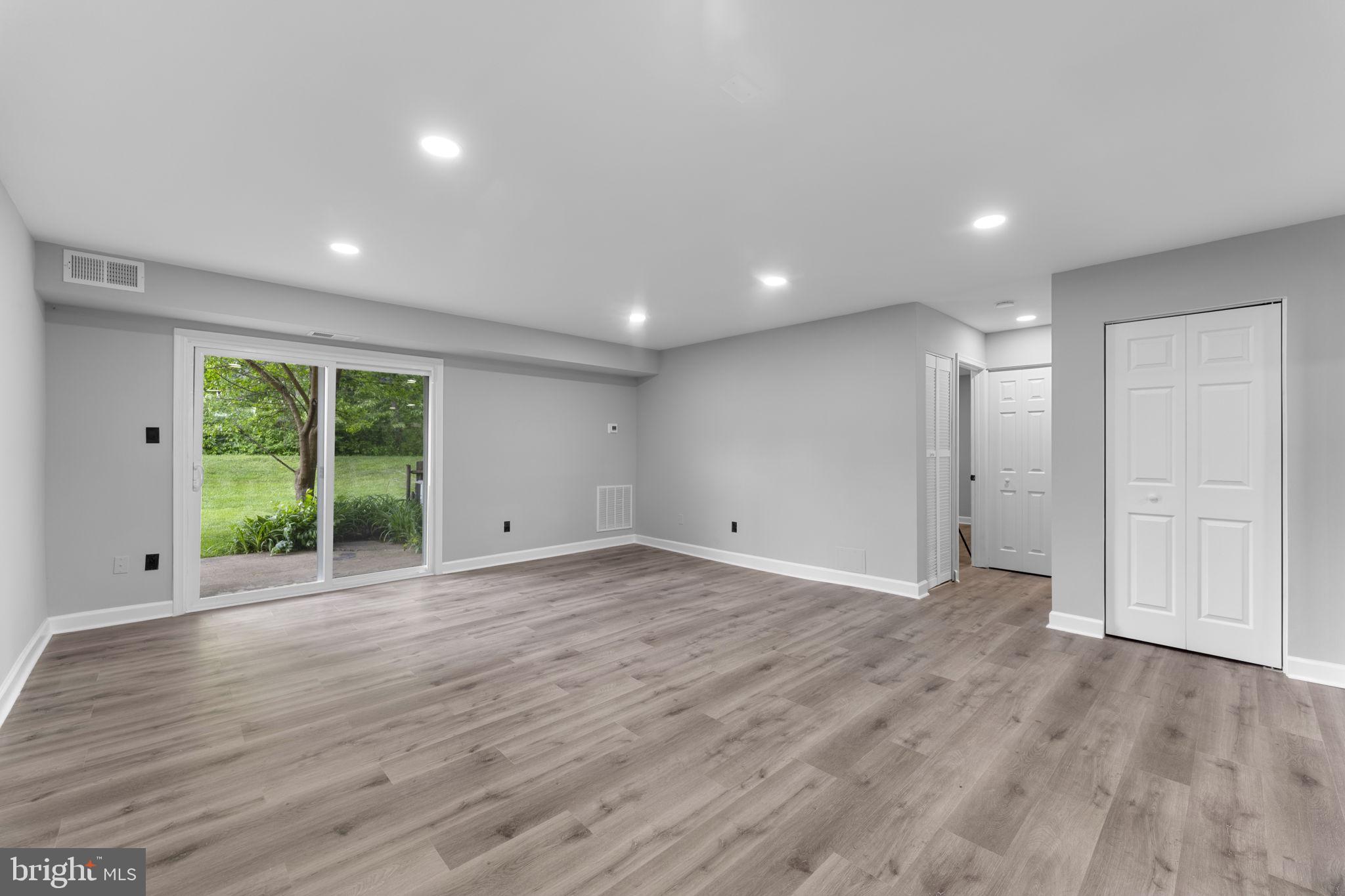 NEWBERRY - Residential Lease