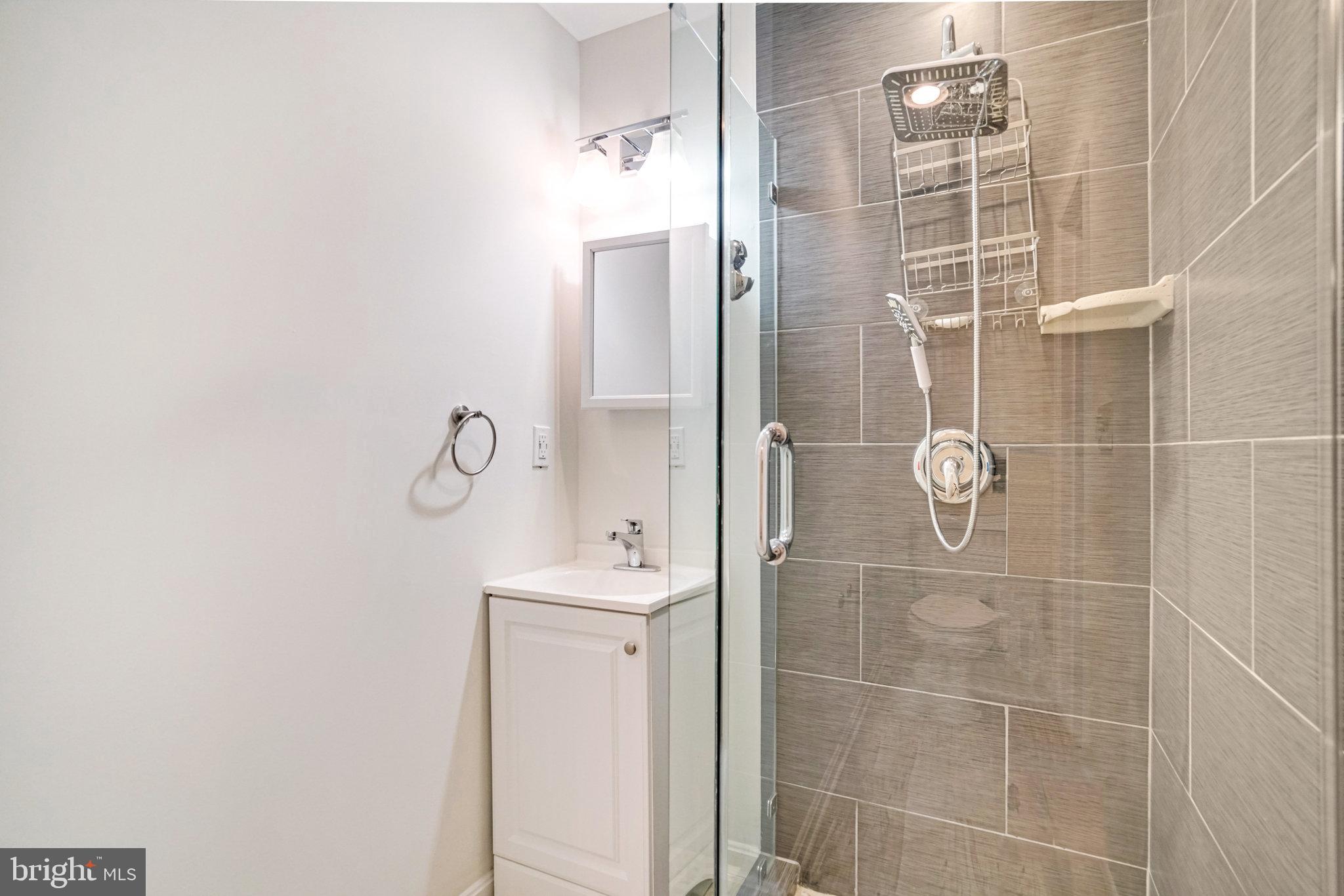 RUNNYMEADE - Residential