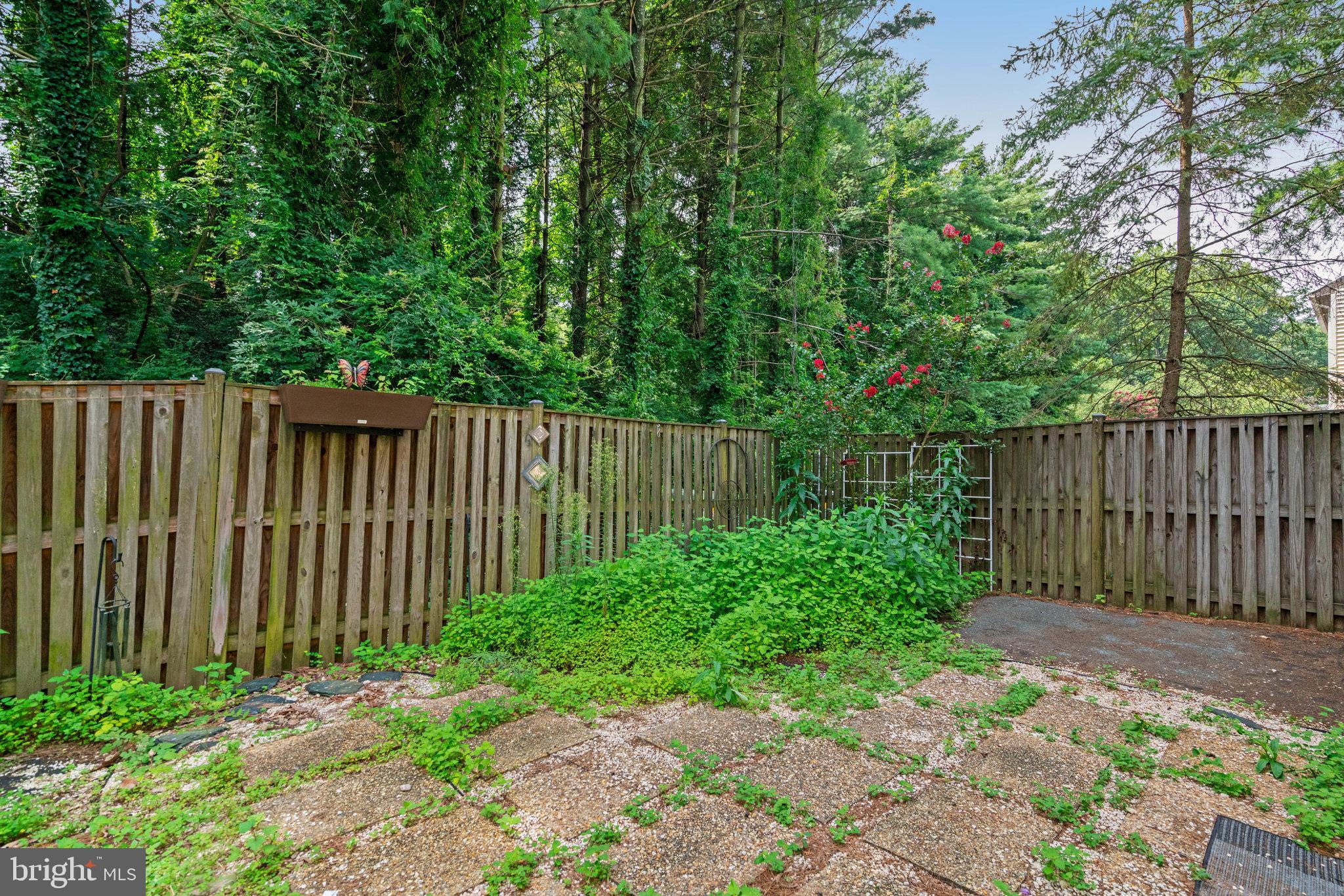 RUNNYMEADE - Residential