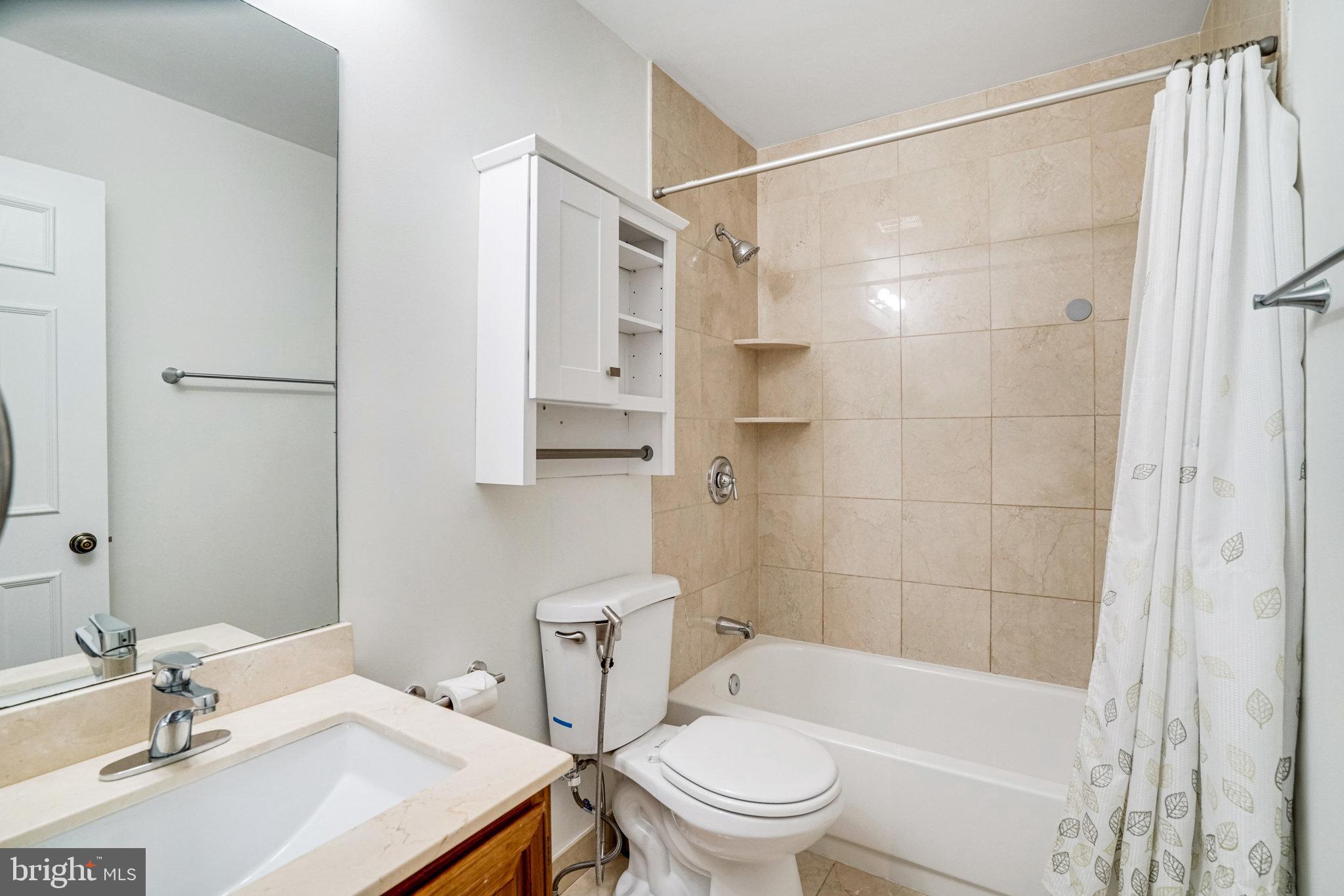 RUNNYMEADE - Residential