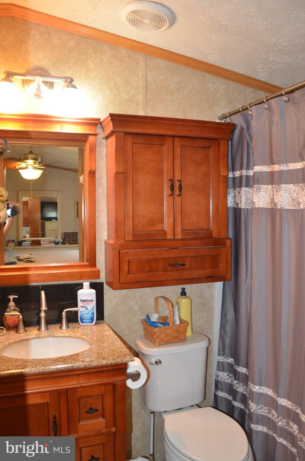 COLONIAL EAST MHP - Residential