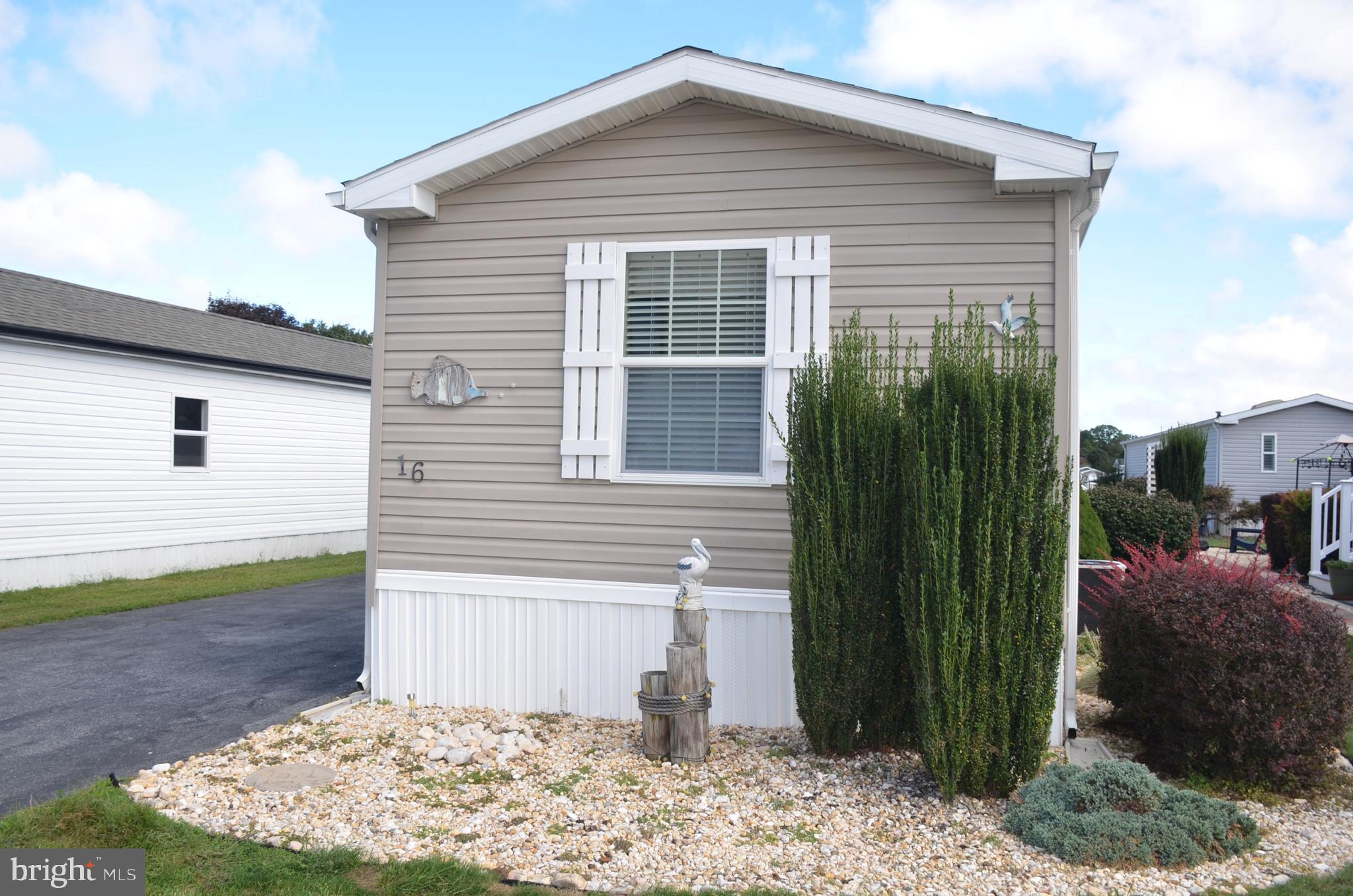 COLONIAL EAST MHP - Residential