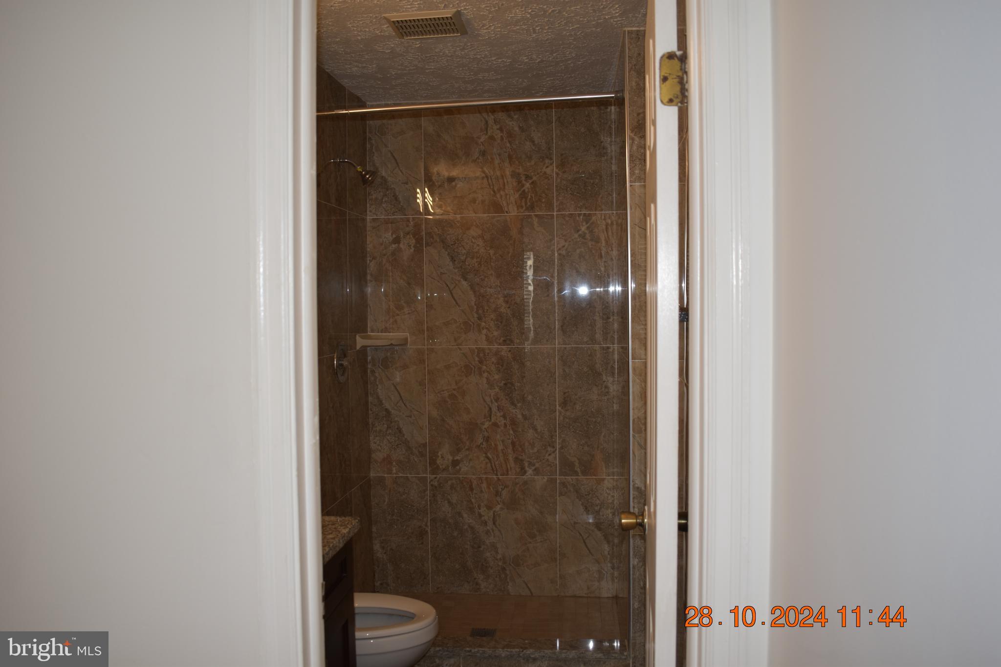 AMBERFIELD - Residential Lease