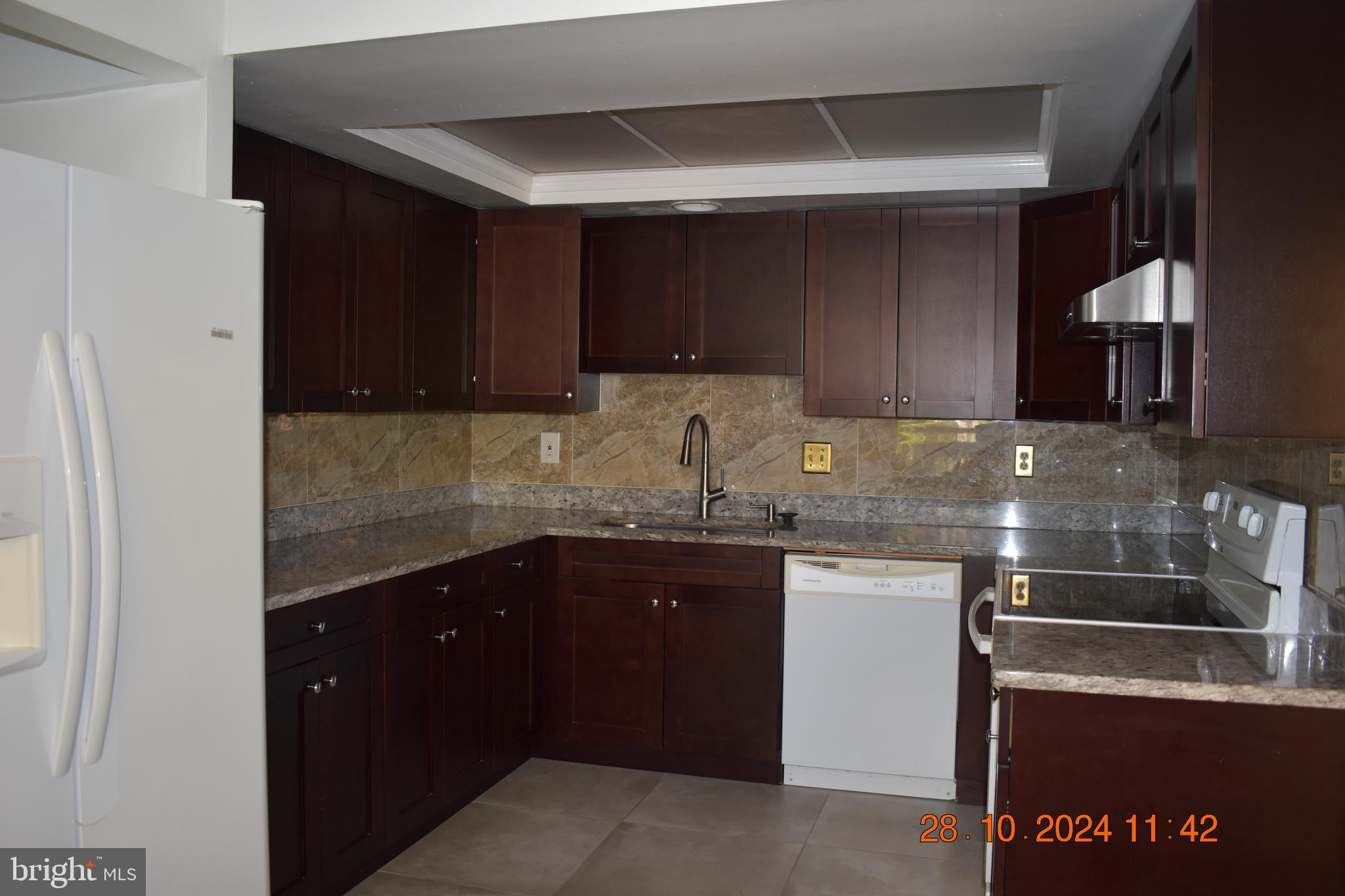 AMBERFIELD - Residential Lease