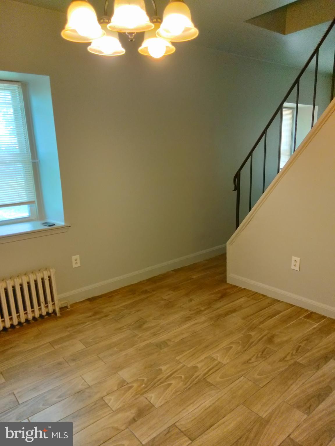 19 ROBERTS ALLEY