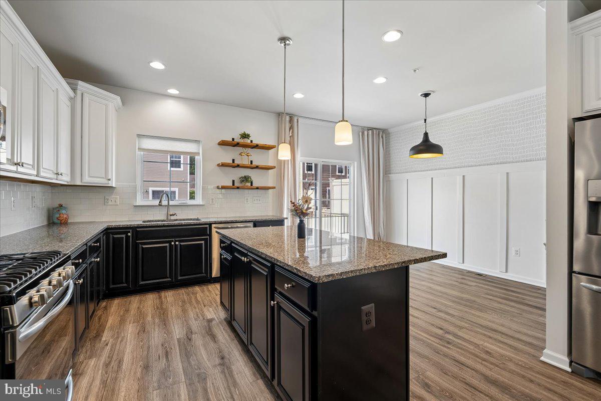1210 SASSAFRAS COURT