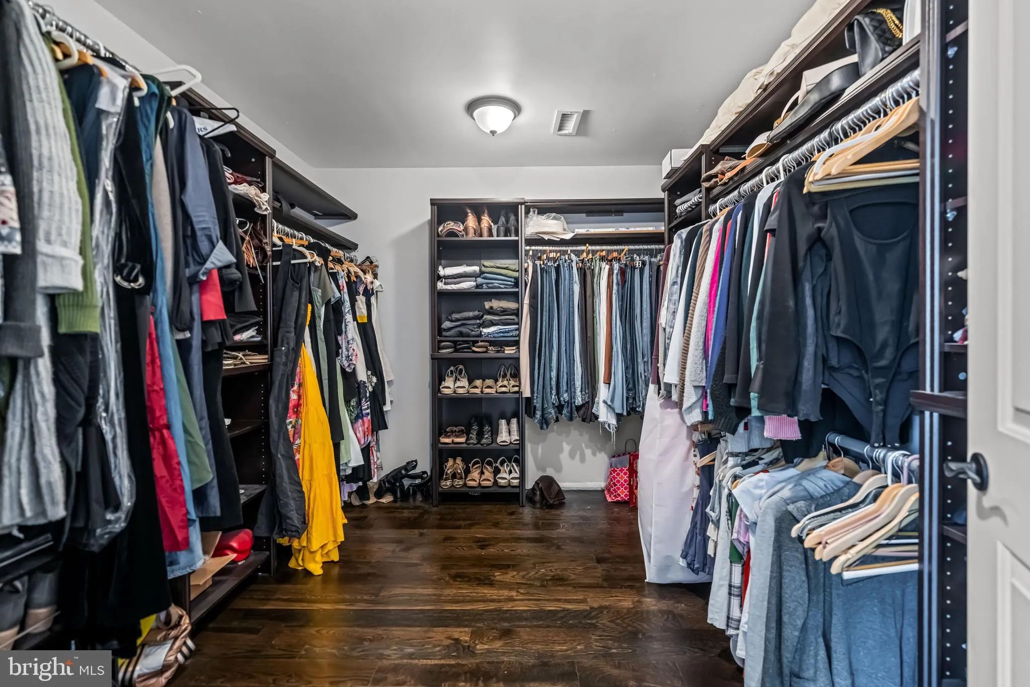 Wayne, Pennsylvania 19087, United States, 5 Bedrooms Bedrooms, ,6 BathroomsBathrooms,Residential,Active,138633