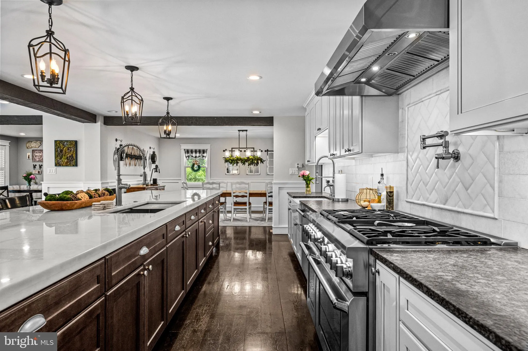 Wayne, Pennsylvania 19087, United States, 5 Bedrooms Bedrooms, ,6 BathroomsBathrooms,Residential,Active,138633