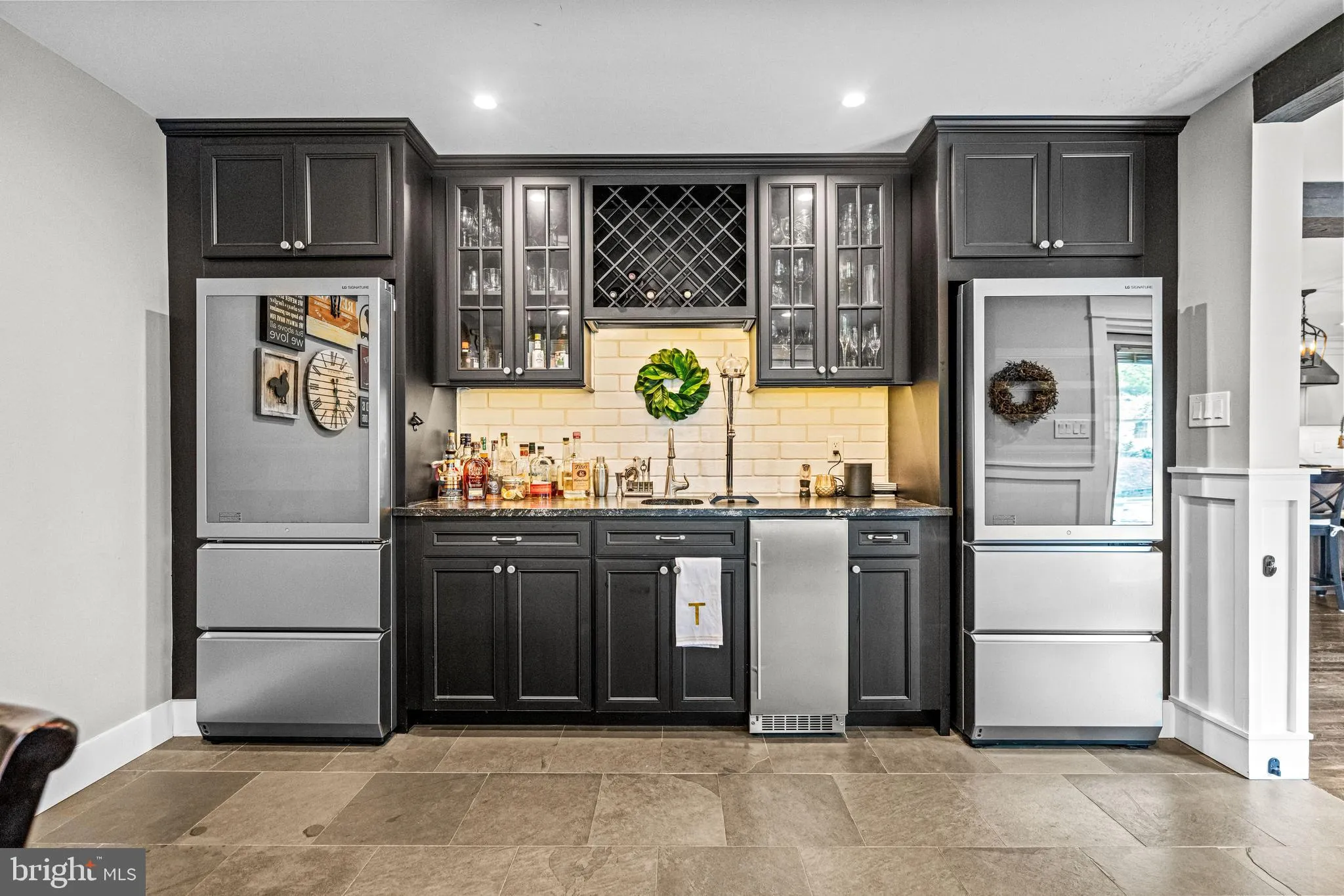 Wayne, Pennsylvania 19087, United States, 5 Bedrooms Bedrooms, ,6 BathroomsBathrooms,Residential,Active,138633