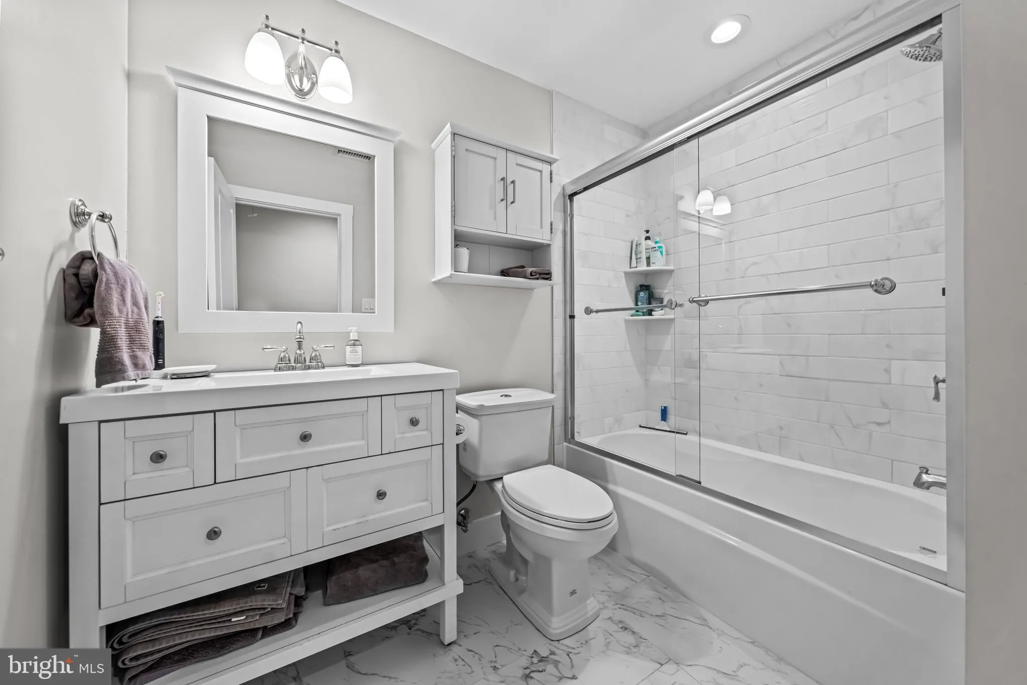 Wayne, Pennsylvania 19087, United States, 5 Bedrooms Bedrooms, ,6 BathroomsBathrooms,Residential,Active,138633