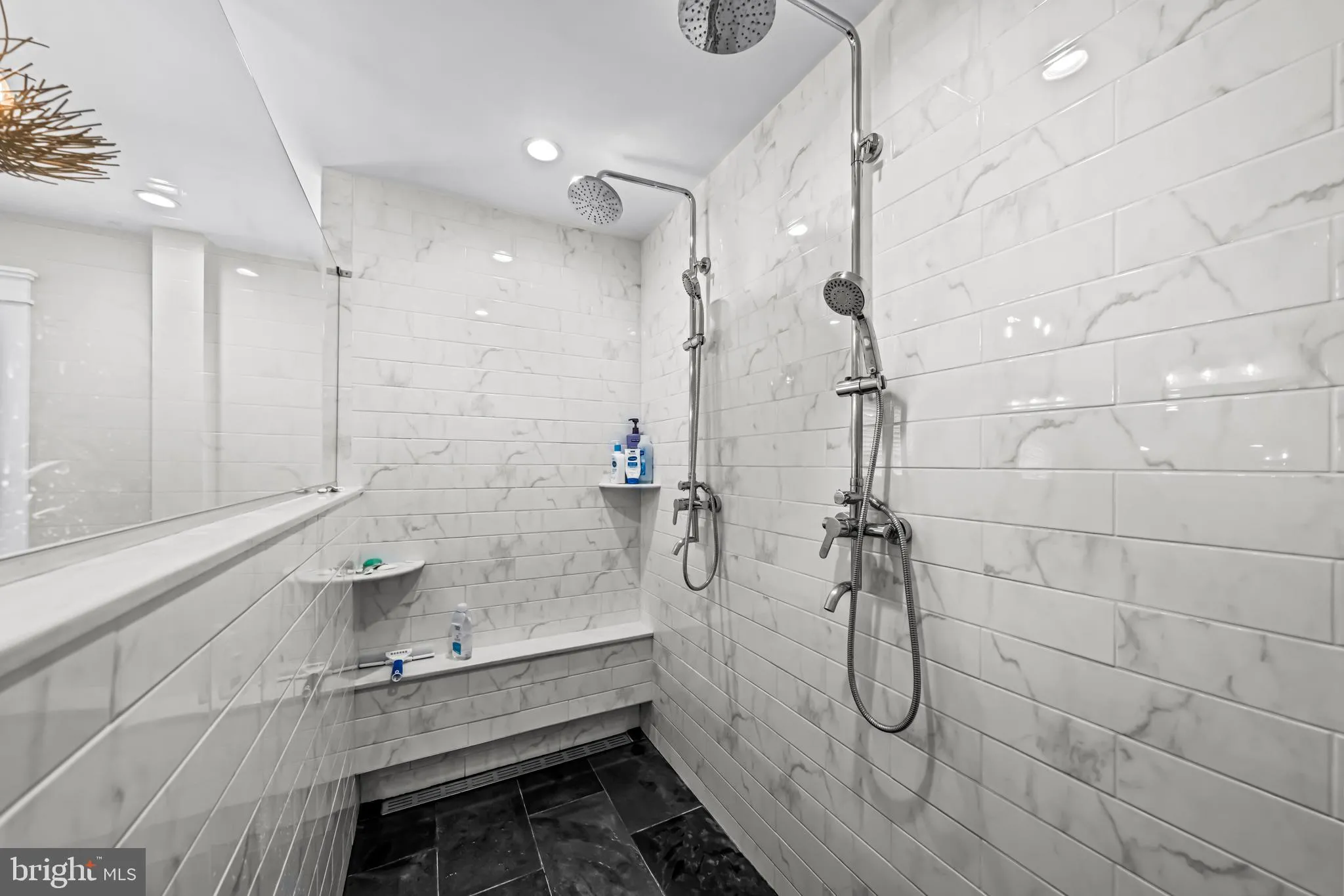 Wayne, Pennsylvania 19087, United States, 5 Bedrooms Bedrooms, ,6 BathroomsBathrooms,Residential,Active,138633