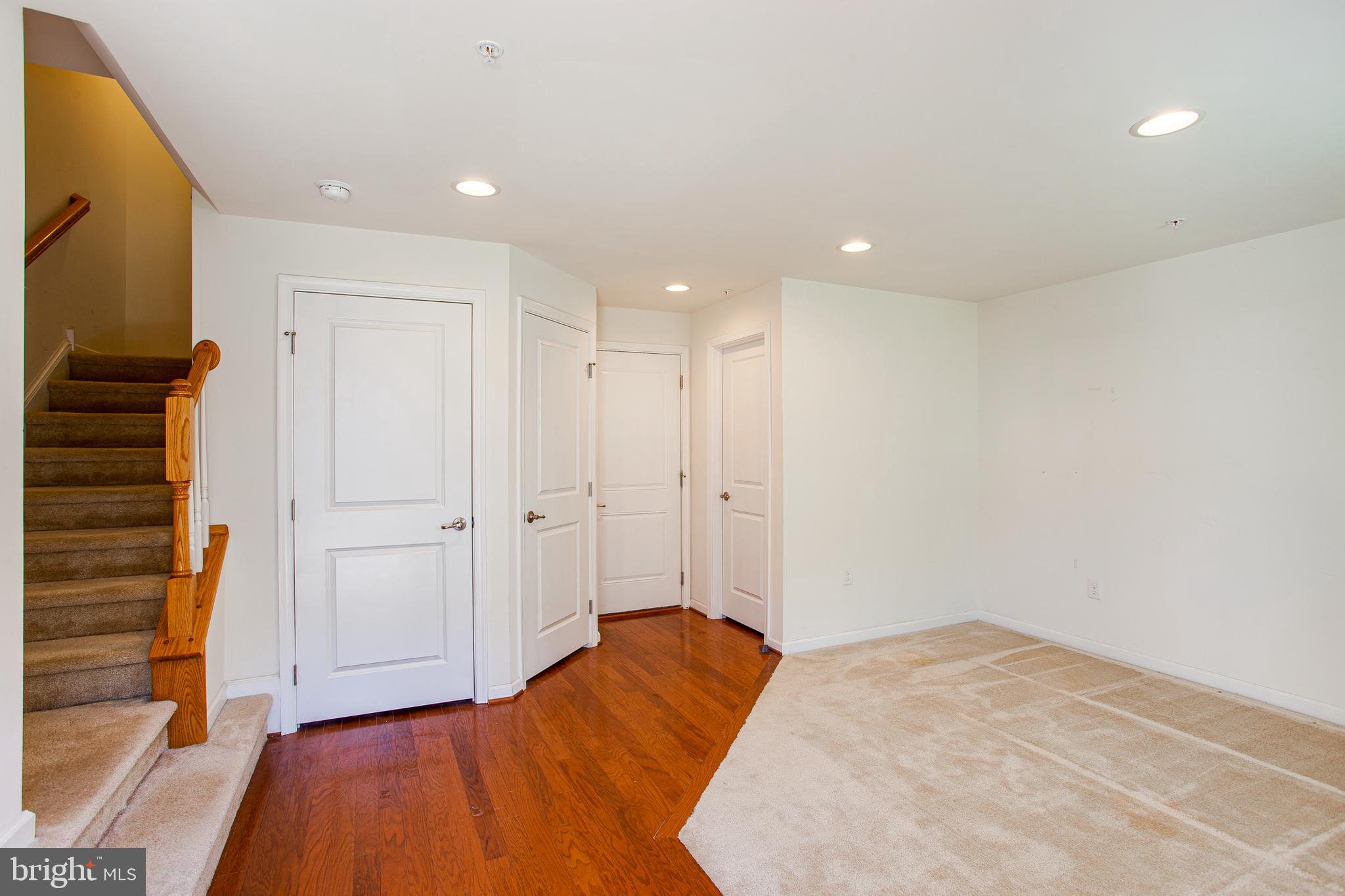 ANDALE GREEN - Residential Lease