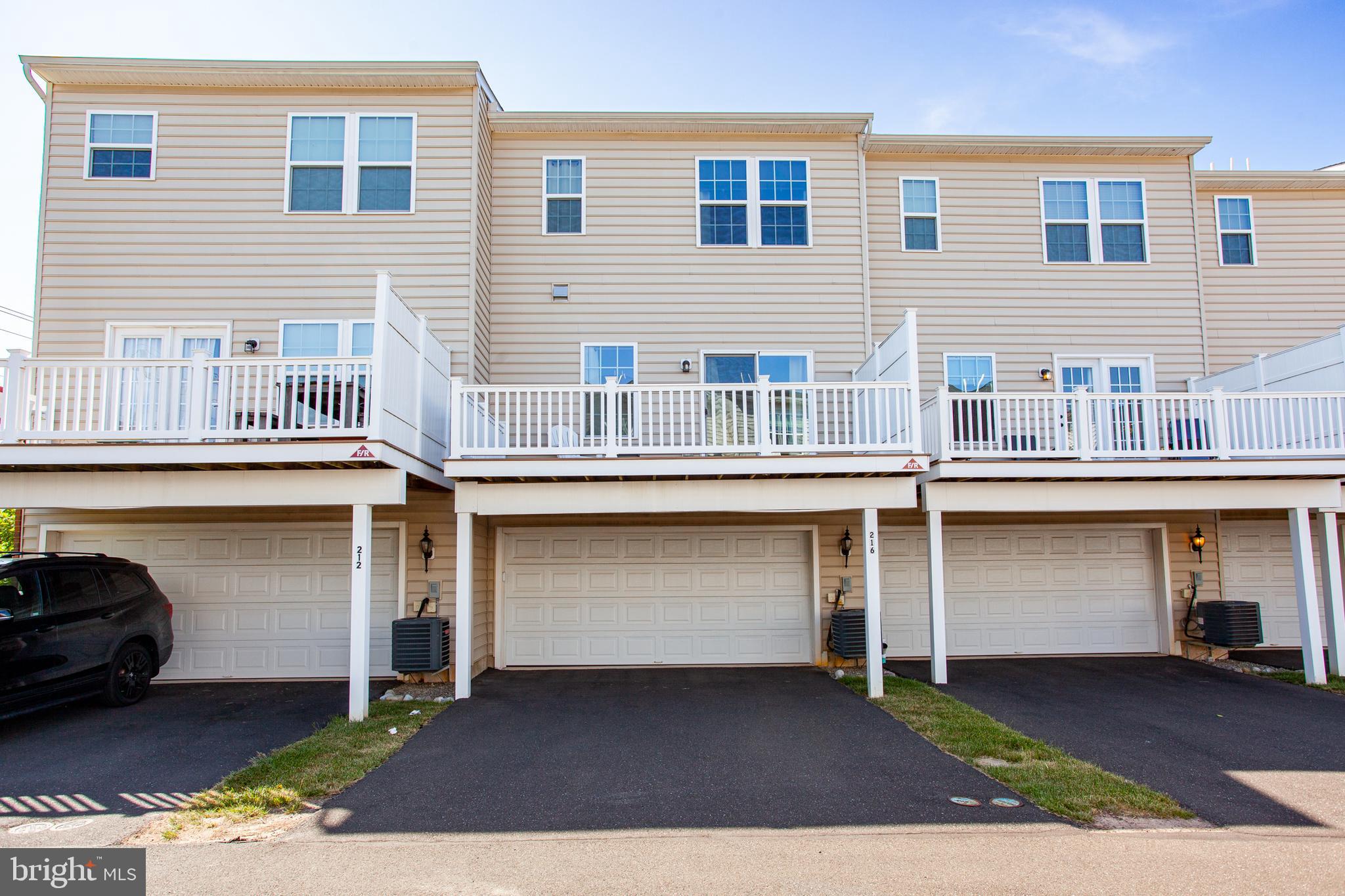 ANDALE GREEN - Residential Lease