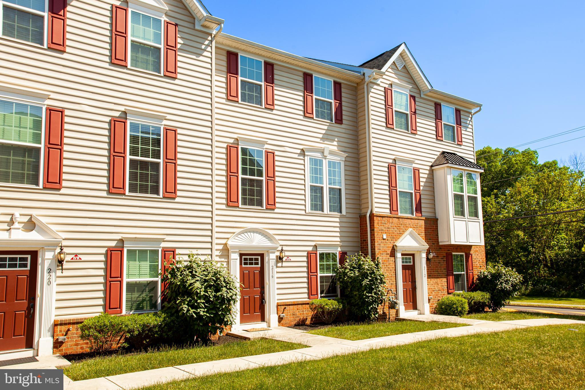 ANDALE GREEN - Residential Lease