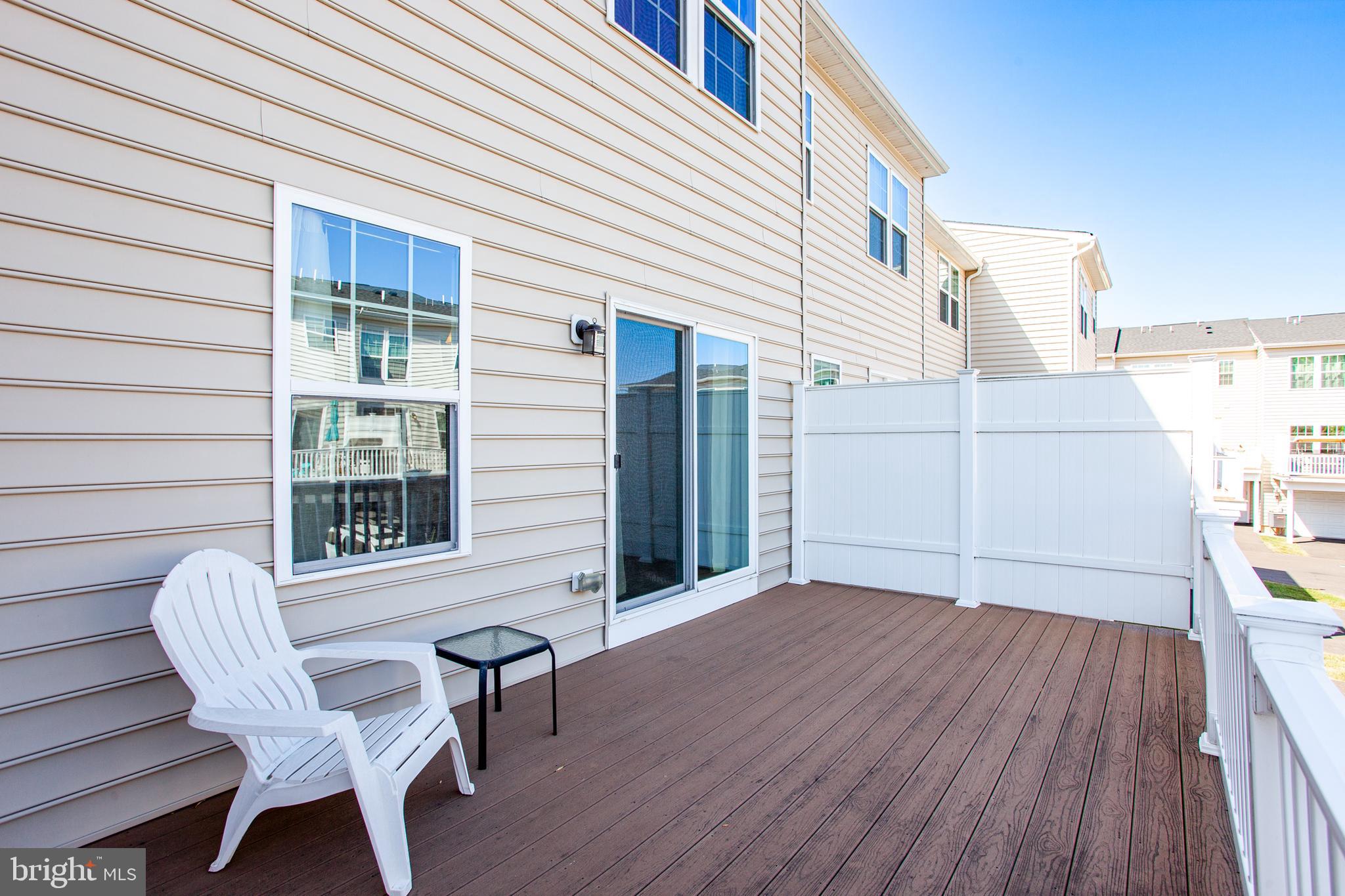 ANDALE GREEN - Residential Lease