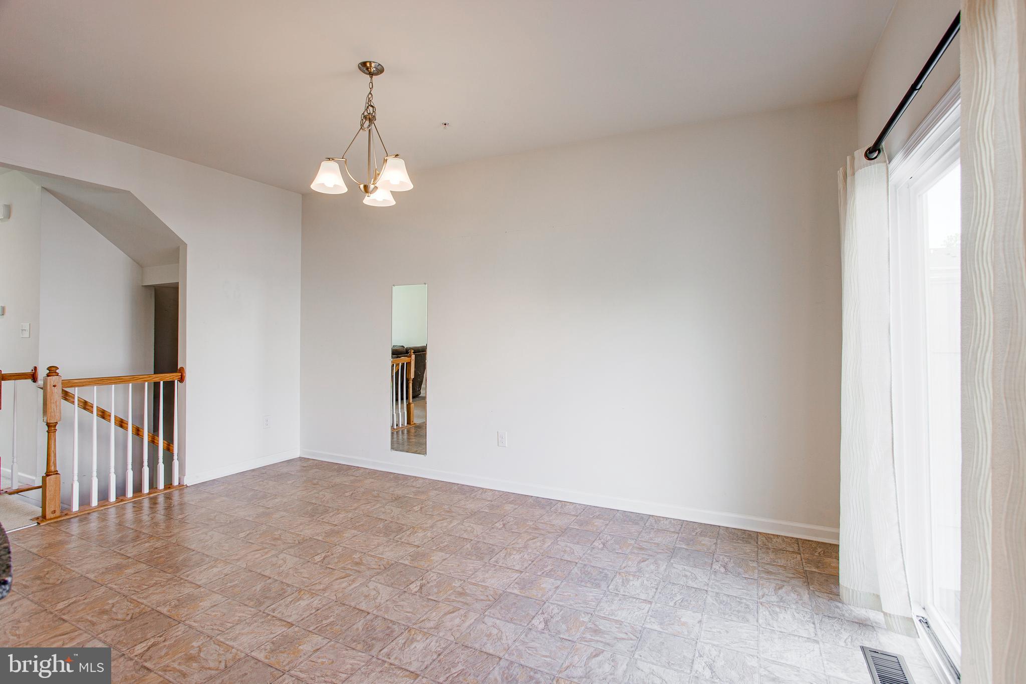 ANDALE GREEN - Residential Lease