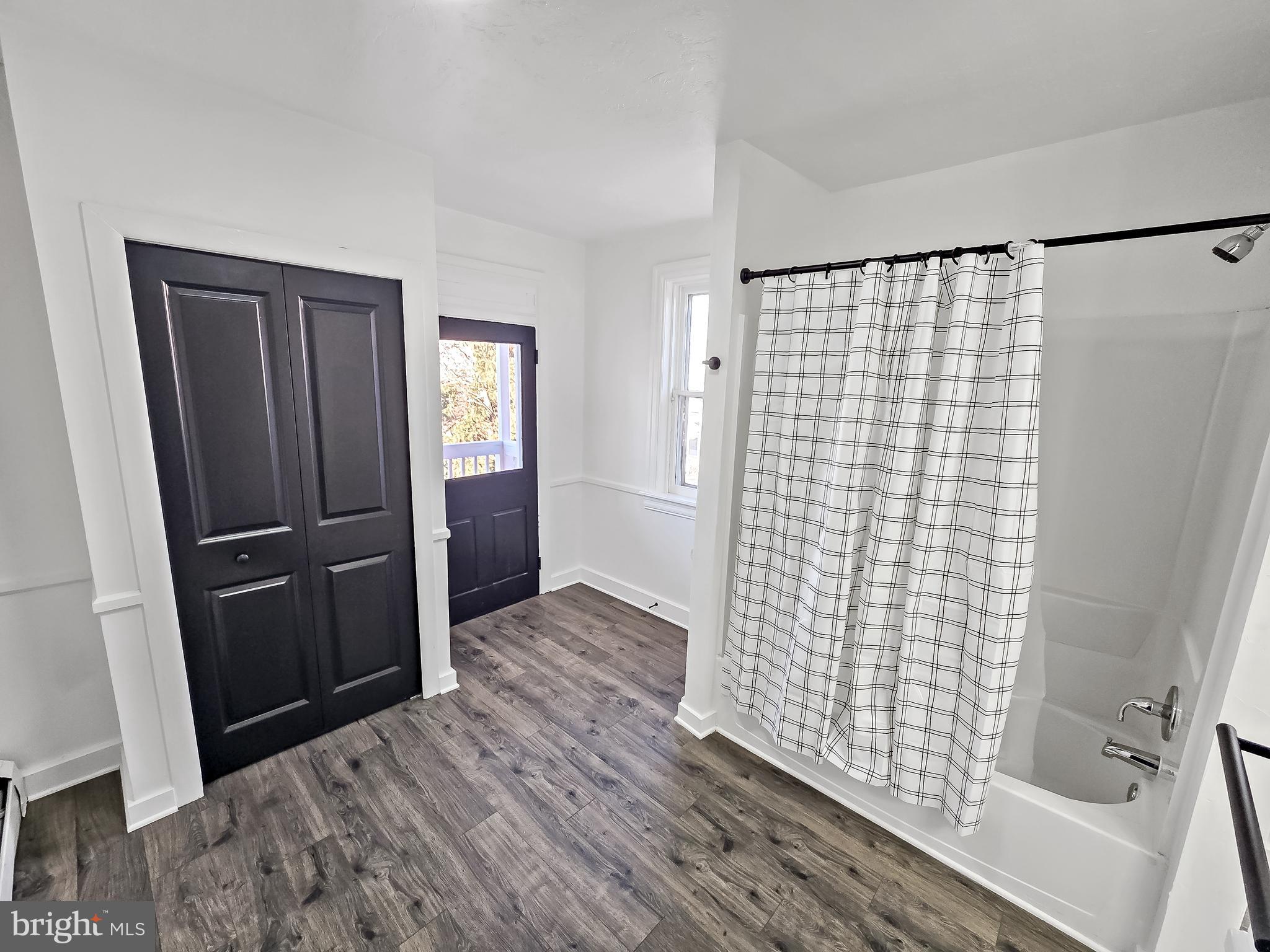 EAST YORK - Residential