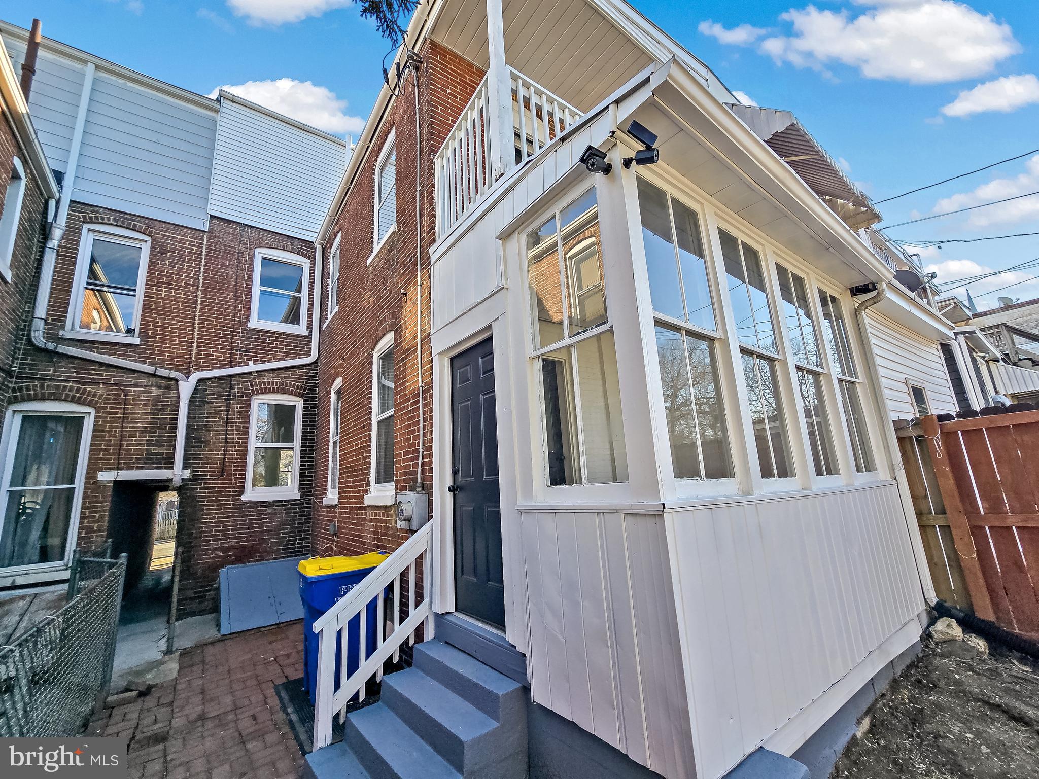 EAST YORK - Residential