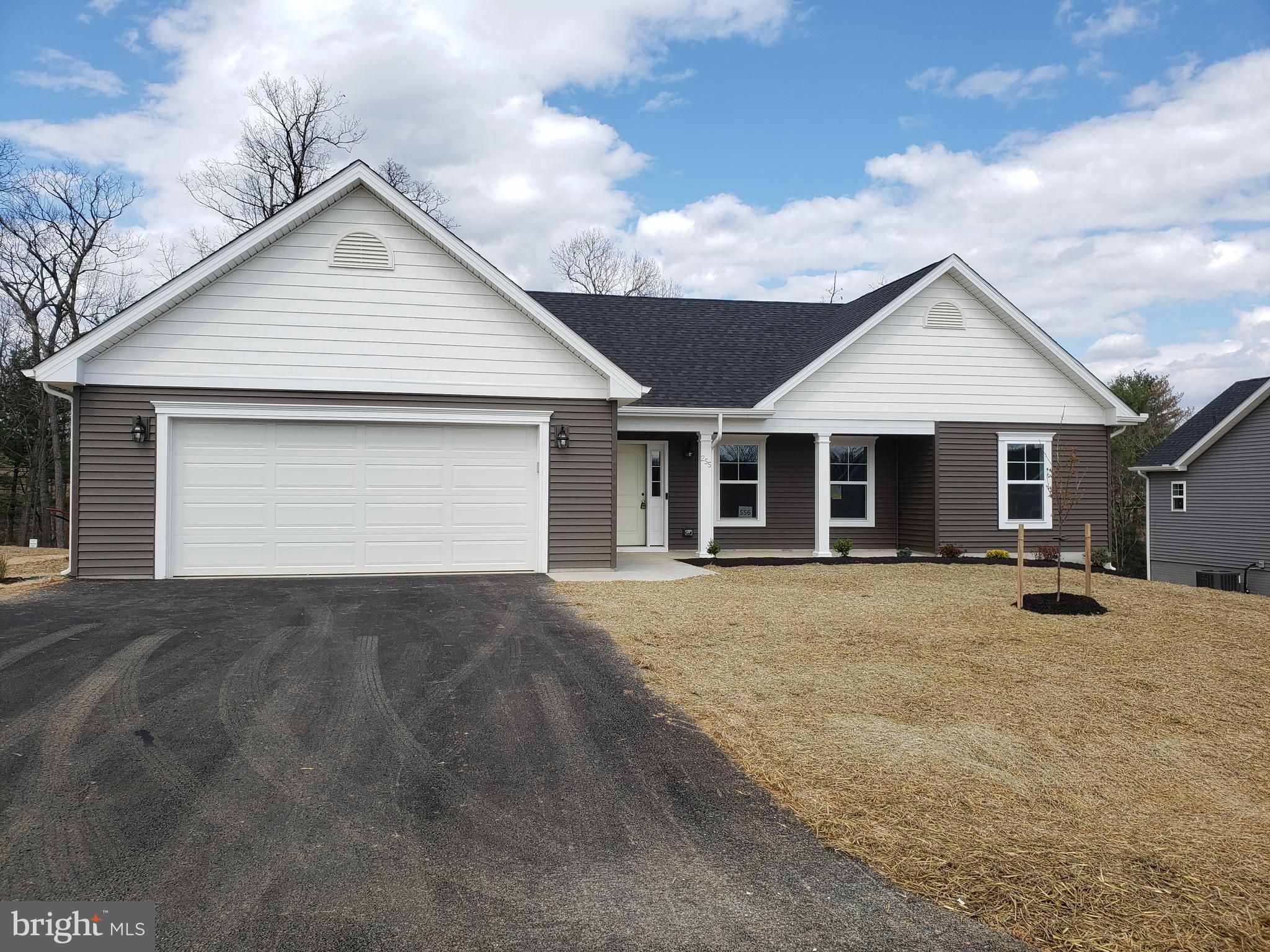 BRIDLE CREEK - Residential