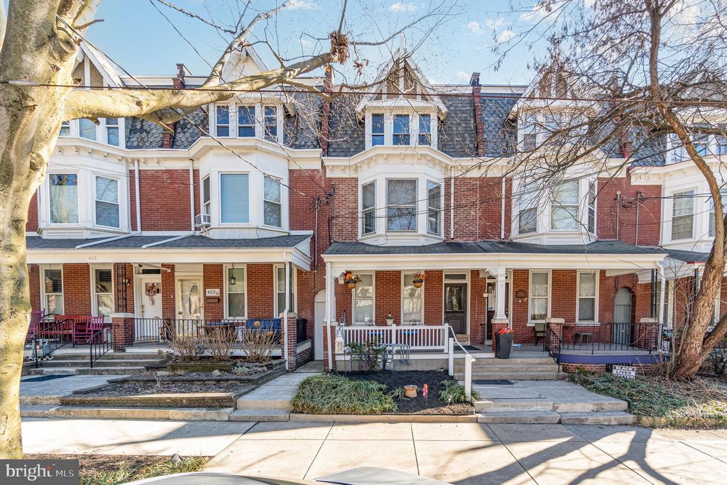 Photo of 421 College Avenue, Lancaster, PA 17603 (MLS # PALA2046430)