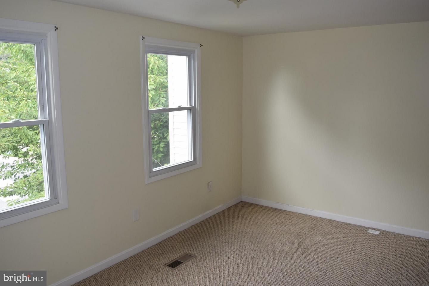 STILLWOOD - Residential Lease