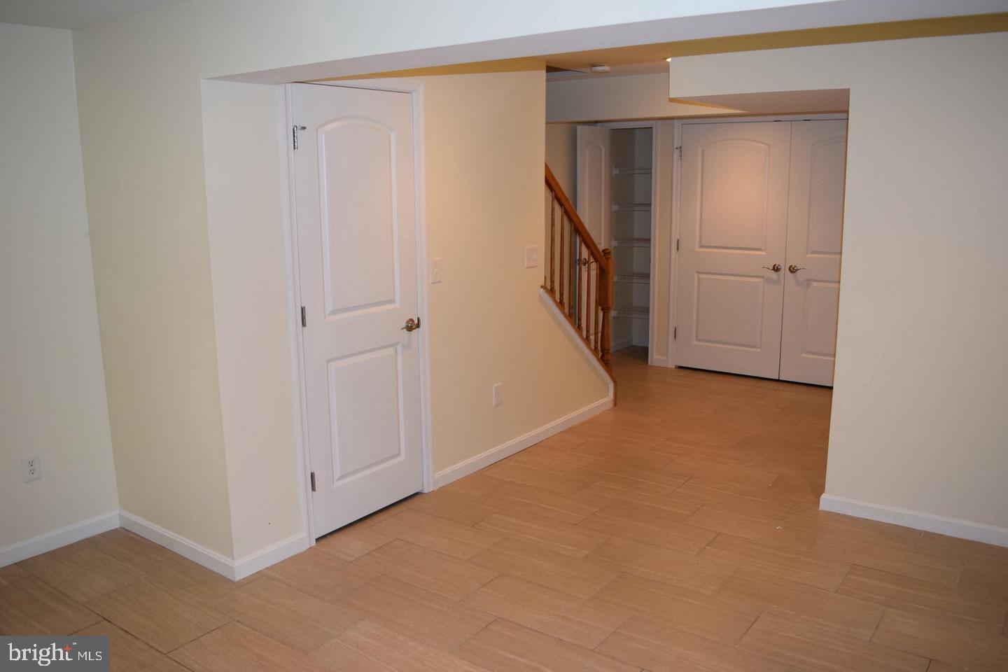 STILLWOOD - Residential Lease