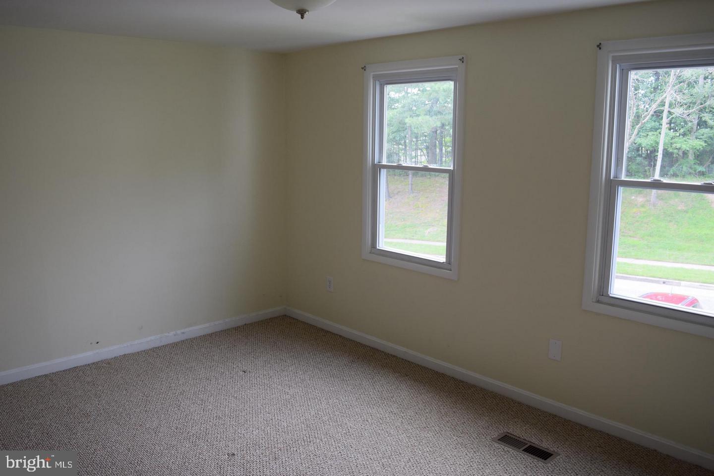 STILLWOOD - Residential Lease