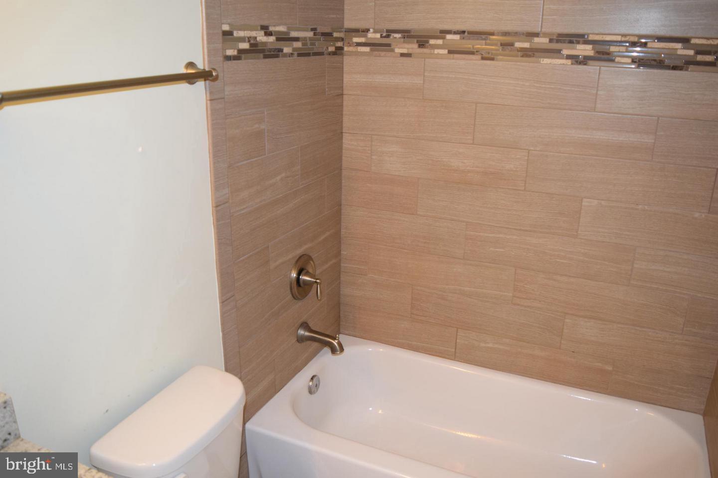 STILLWOOD - Residential Lease