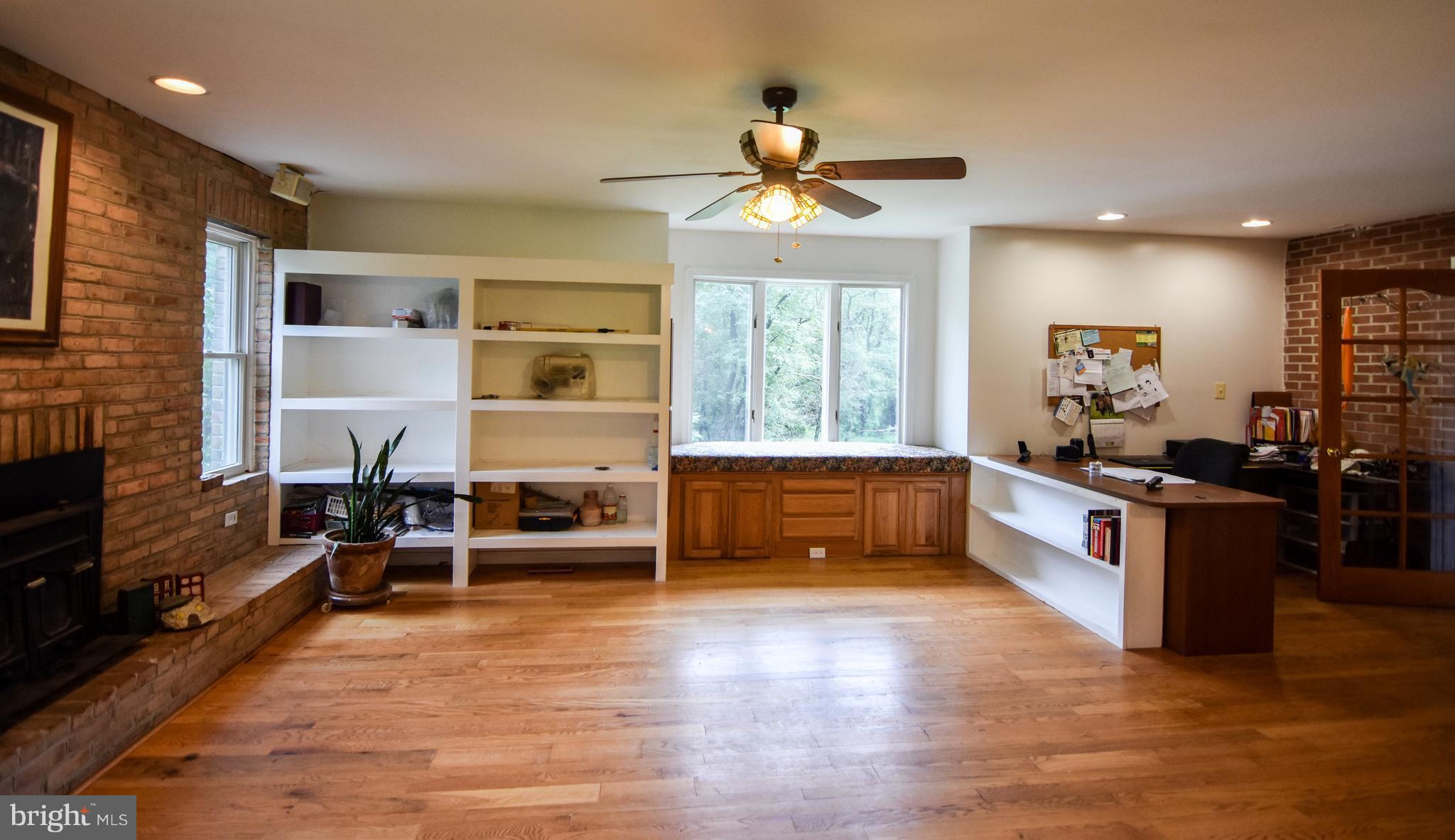 JARRETTSVILLE - Residential