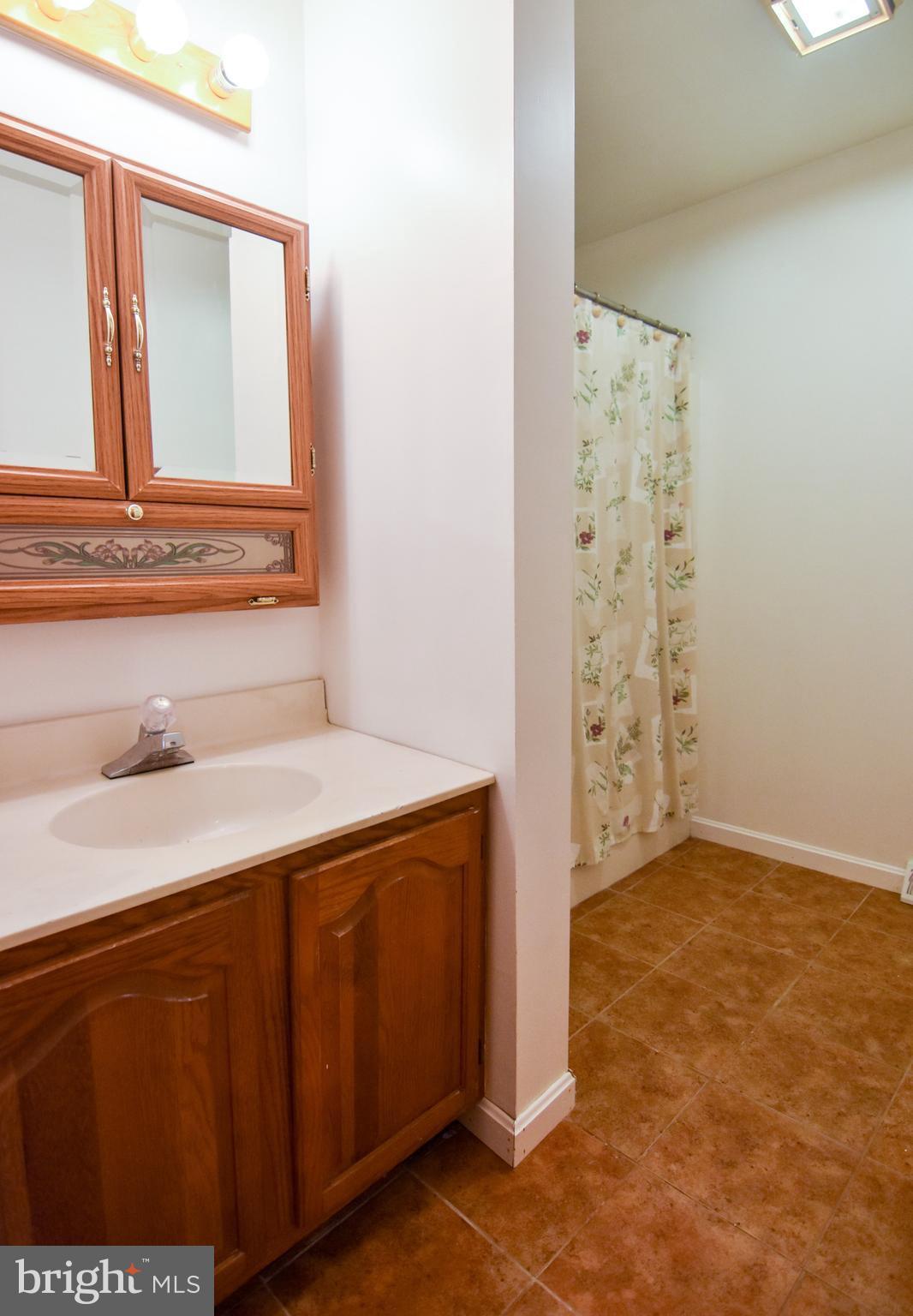 JARRETTSVILLE - Residential